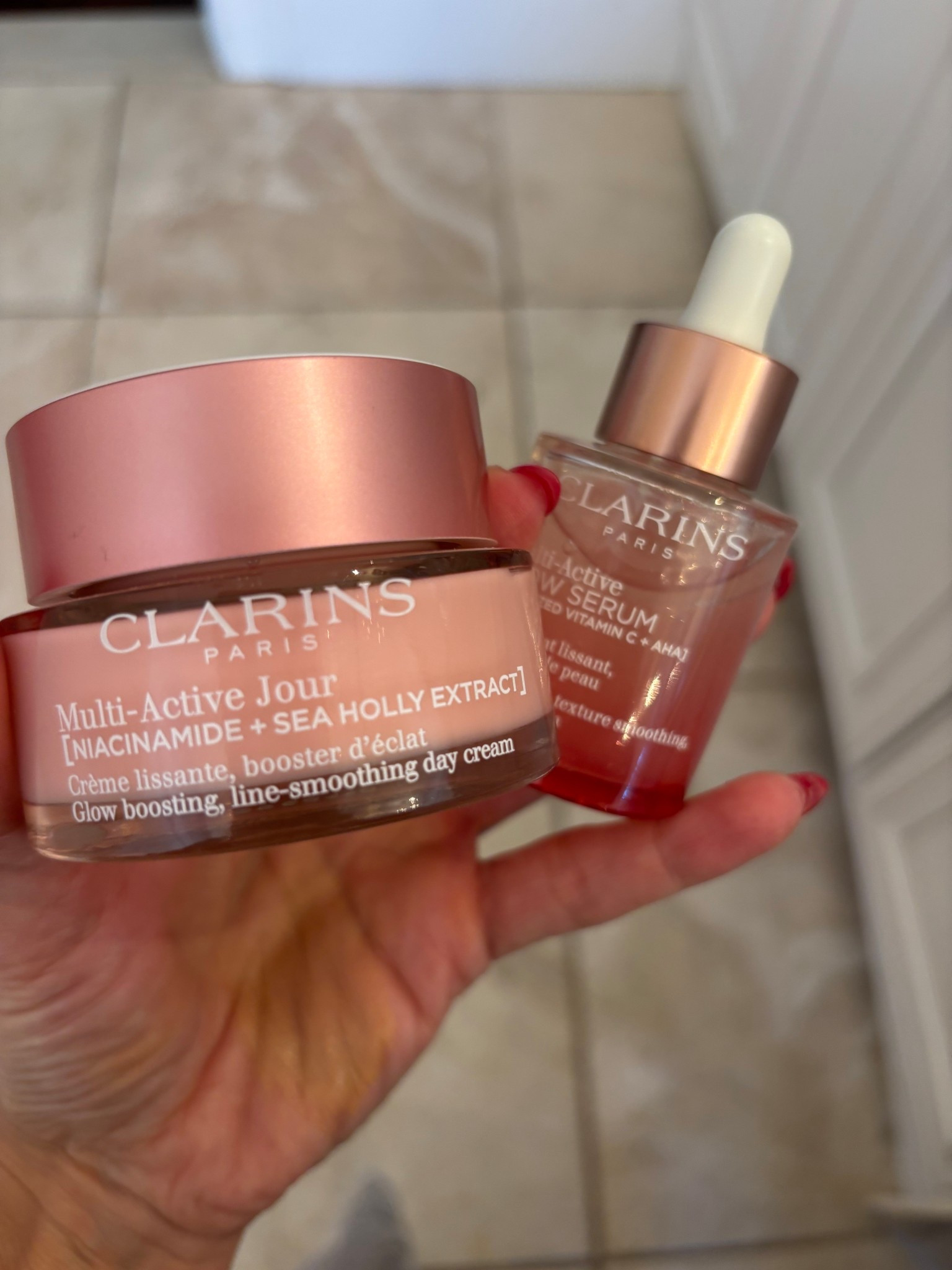 Clarins duo
Serum and cream 

#LTKBeauty #LTKOver40 #LTKmorningroutine