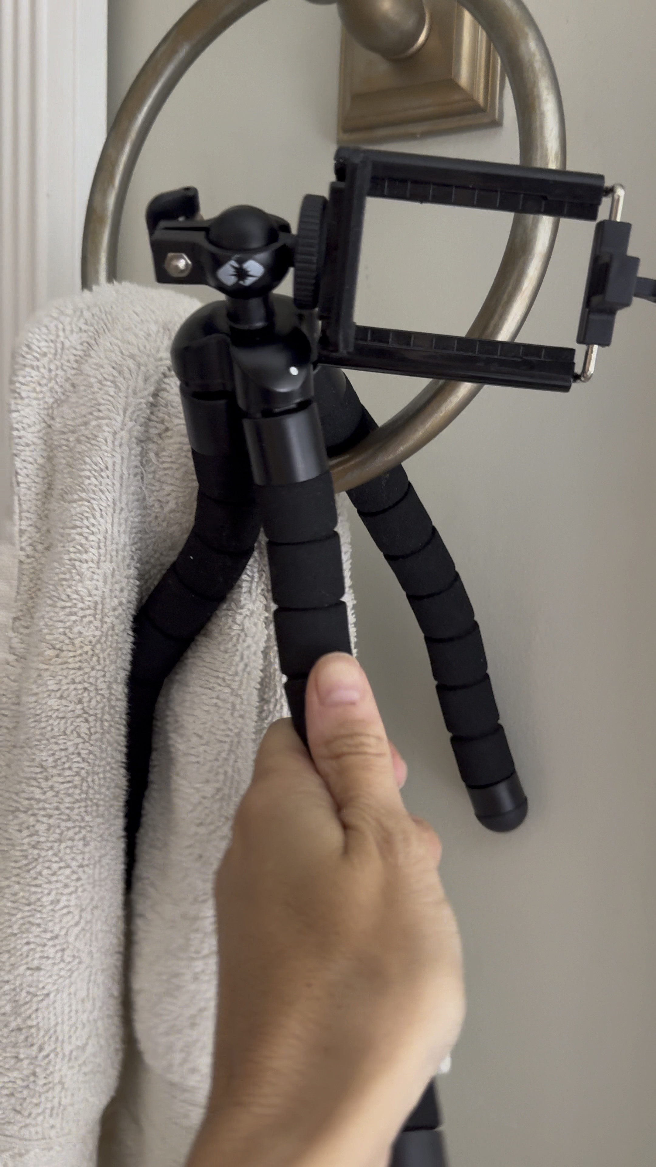 I’m in love with this phone holder. So easy to use and move.

#LTKBeauty #LTKVideo #LTKItBag