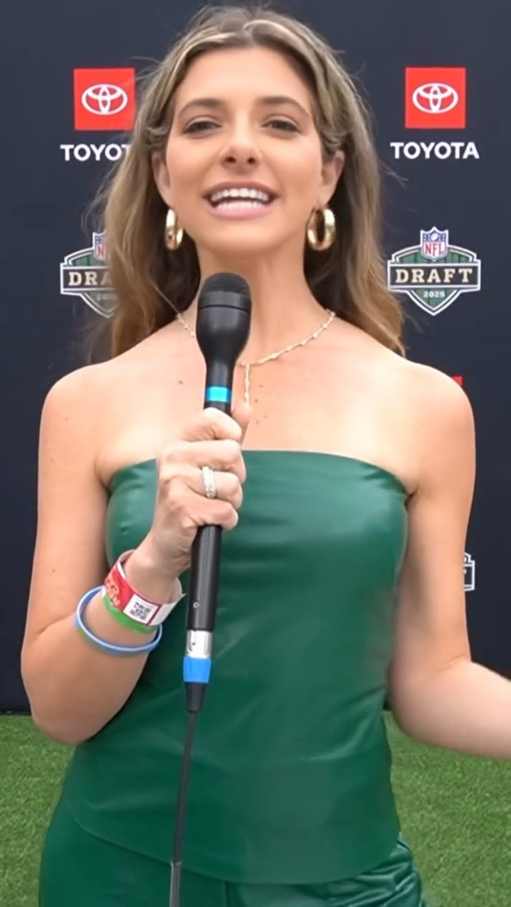 2025 NFL Draft class is swaggyyyyyyyy 😮‍💨

#LTKStyleTip #LTKPetite