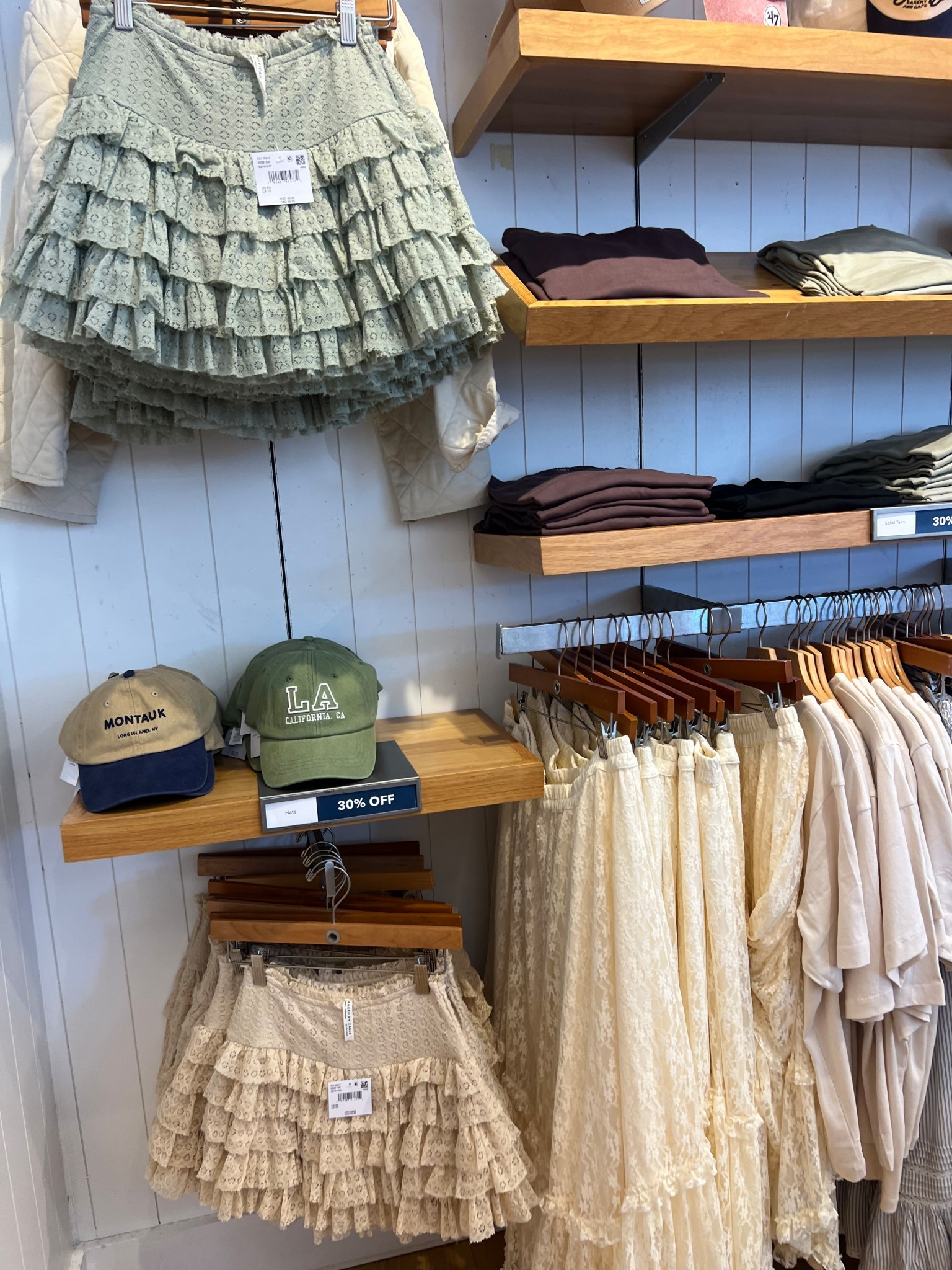 American Eagle is popping off! The cutest spring/summer finds! That could also be used in the fall✨✨ 

#LTKSpringSale #LTKStyleTip #LTKSeasonal