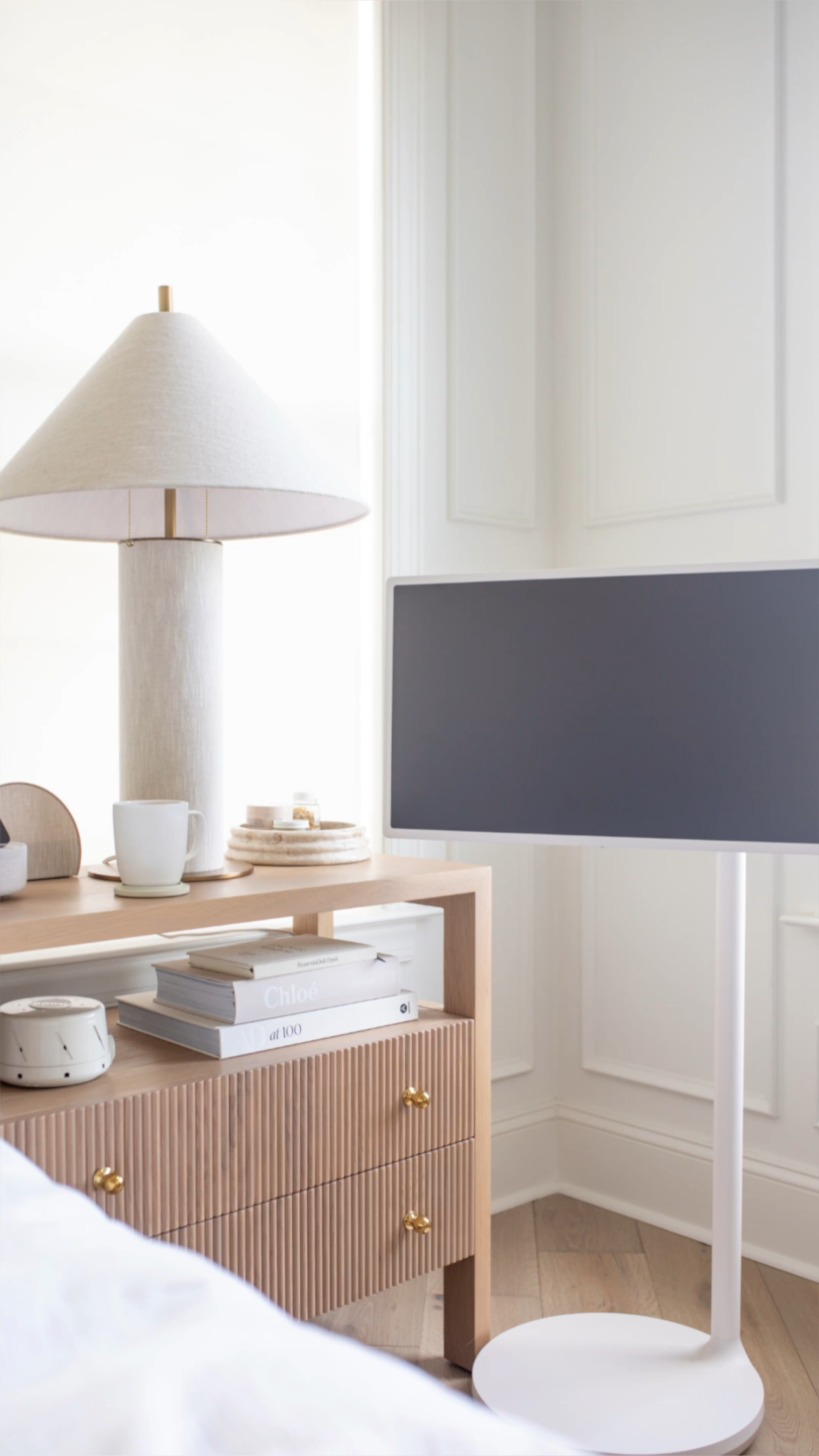 Nightstand organization and nighttime routine 

Nightstand essentials, bedroom gadgets, Amazon finds, Amazon favorites, evening routine

#LTKfindsunder100 #LTKVideo #LTKhome