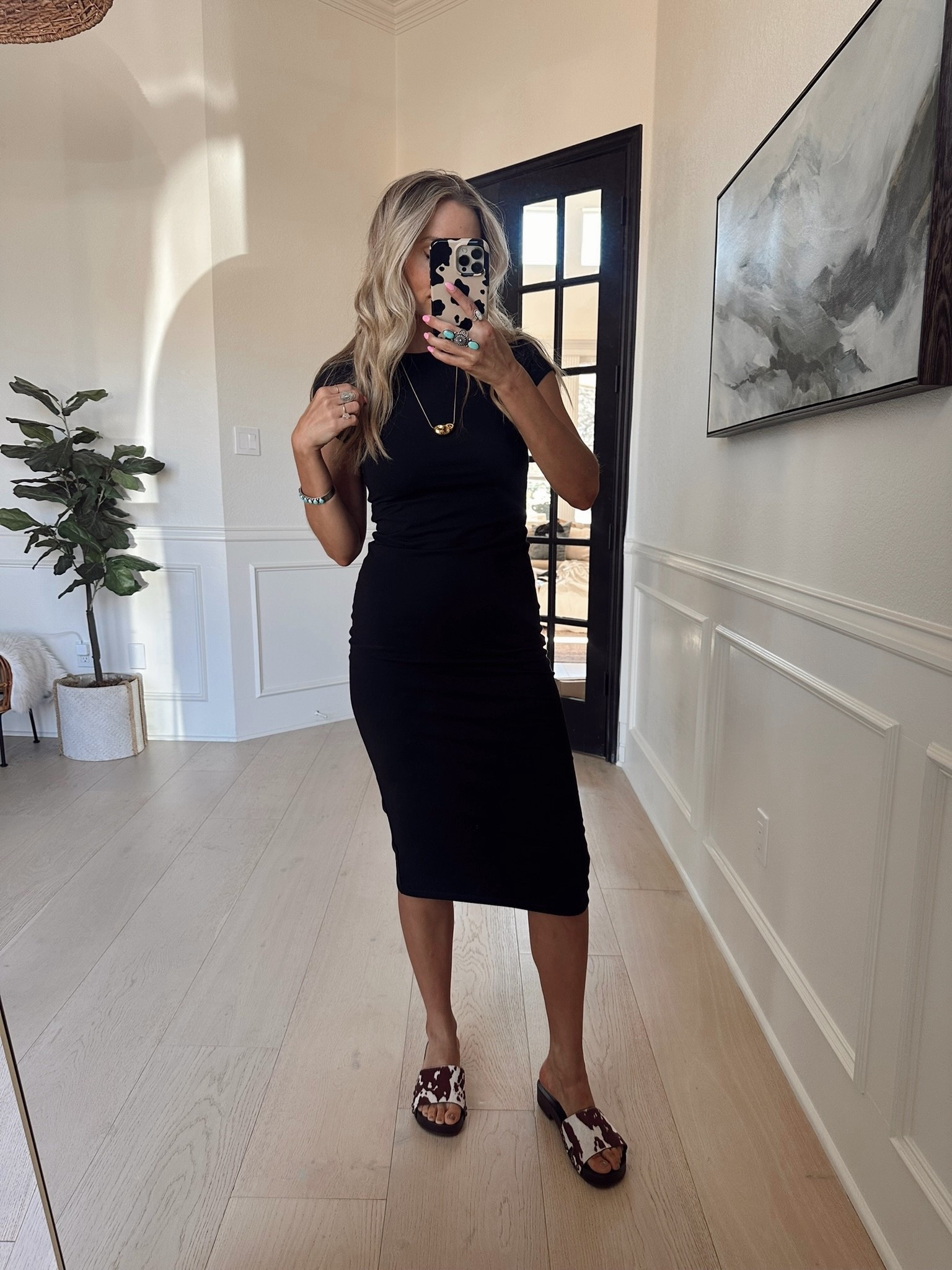 This dress is $10 😱👏🏼🔗😍 Comes in 3 other colors and is the perfect SUMMER dress. 

#LTKootd #LTKmomlife #LTKdayinmylife