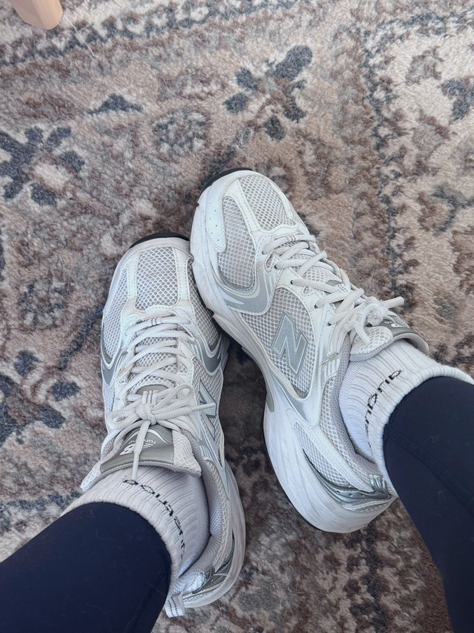 my go to gym shoes that have lasted me YEARS 🙂‍↕️⭐️💘🤞🏼