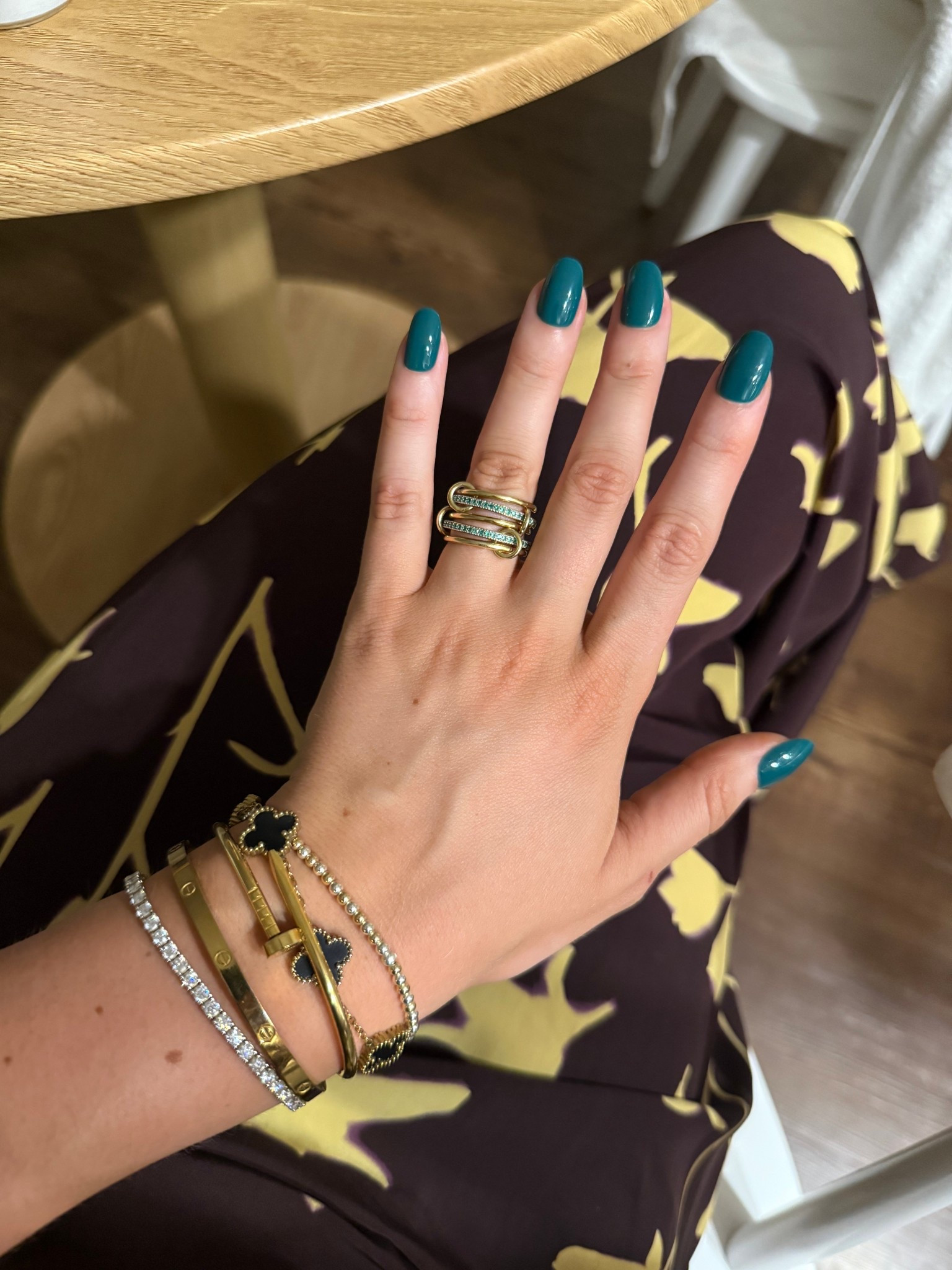 💎

Gold jewelry
Diamond bracelet
Spinelli ring
Green ring
Sprinkling killcolin
Spinelli dupe
Spinelli lookalike
Etsy
Jewelry tour
Cool jewelry
Statement jewelry
Nails
Green nails
Manicure
diamond jewelry
Tennis bracelet
Van cleef bracelet
Cartier love bracelet
Fun jewelry
Staud maxi phare dress
Maxi dress
Long dress
Staud dress
Brown dress
Off the shoulder dress
Pretty dress
Fall dress
Floral dress
Printed dress
Ruched dress
Pretty dress
Staud dress

#LTKGiftGuide #LTKHoliday