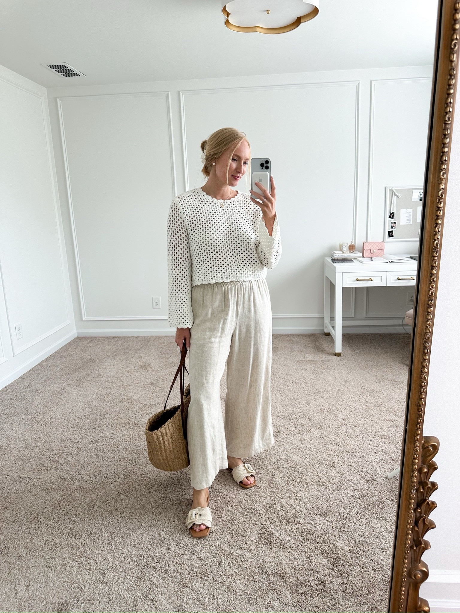 Cute travel look! Wearing size small in the top. Summer outfits // travel outfits // vacation outfits // resortwear // linen pants // daytime outfits // Nordstrom outfits // Nordstrom finds // Nordstrom fashion 


#LTKStyleTip #LTKSeasonal #LTKTravel