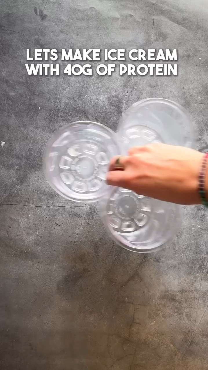 My favorite seasonal protein powder from @cleansimpleeats has been restocked!🤗 Here’s a fun protein Creami to make! 

1.5 cups 2% Fairlife milk 
1 squirt liquid stevia 
1 scoop CSE white chocolate peppermint protein 
1 Oreo cakester (or 2.5 Oreos)
1 tsp. crushed candy cane pieces 

365 cals | 40.5p | 36.5c | 4f ~ Search the apps for Stay Fit Mom Peppermint Protein Creami to log in your food diary. 

Comment LINK for instructions + tips and tricks for getting the perfect protein ice cream consistency. I’ll also send you the exact Ninja Creami I have to get the job done and a link to shop MY FAVORITE PROTEIN. Use discount code STAYFITMOM when shopping @cleansimpleeats 🛒 

#proteincreami #proteinicecream #pepperminticecream #cleansimpleeats #cleansimpleeatspartner #proteinpowder #macros #macrotracking