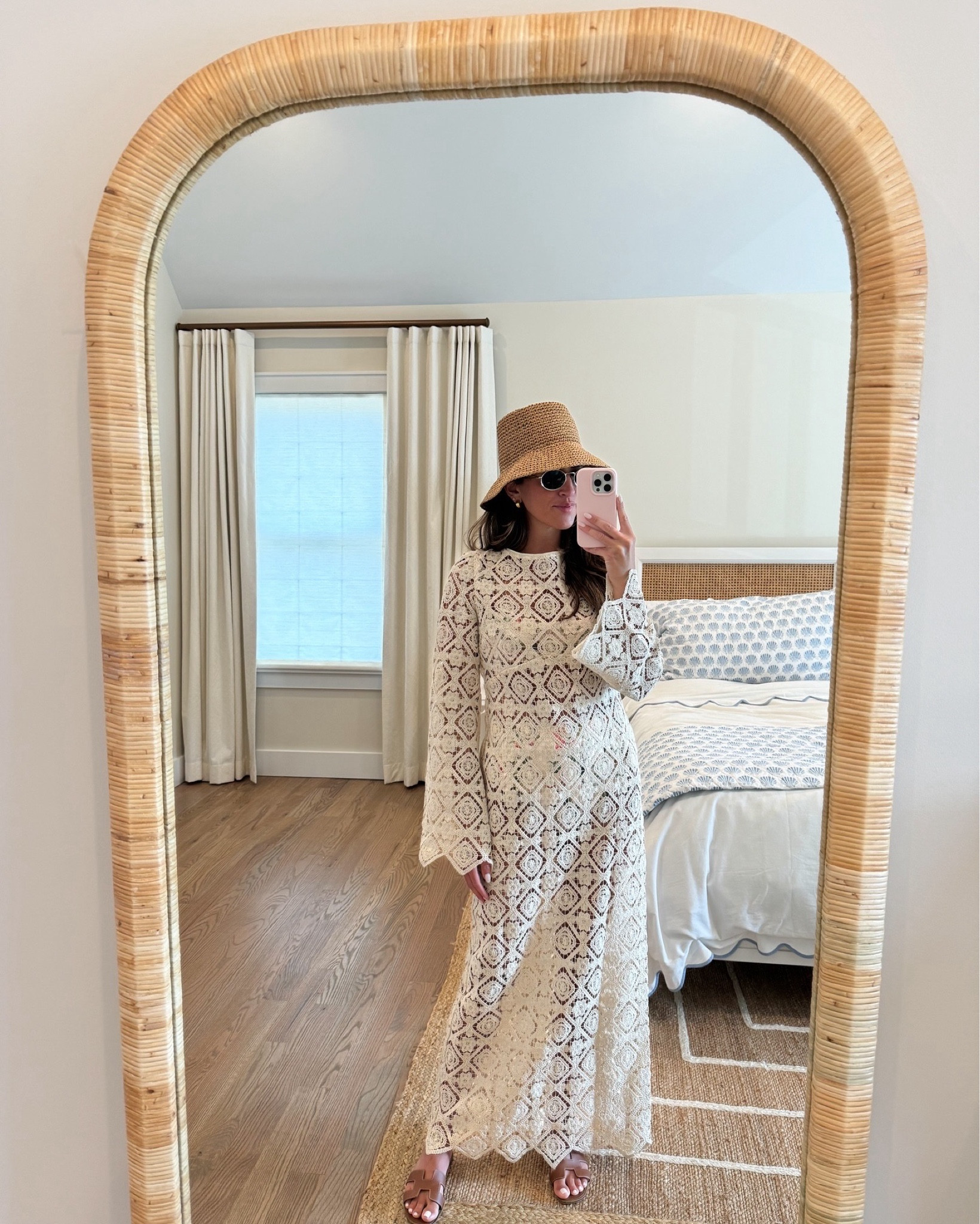 Wearing a size small could’ve went with an xsmall

Coverup, swim, summer outfit 

#LTKStyleTip #LTKSeasonal