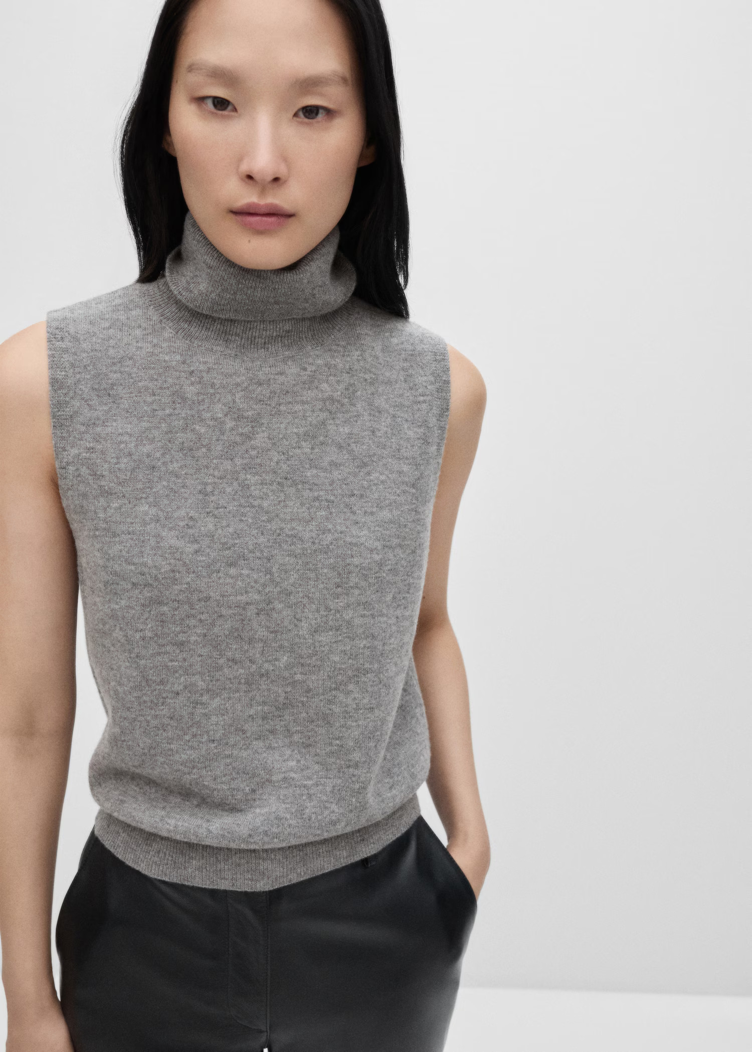 100% wool turtleneck top - Women | MANGO Canada | Mango Canada
