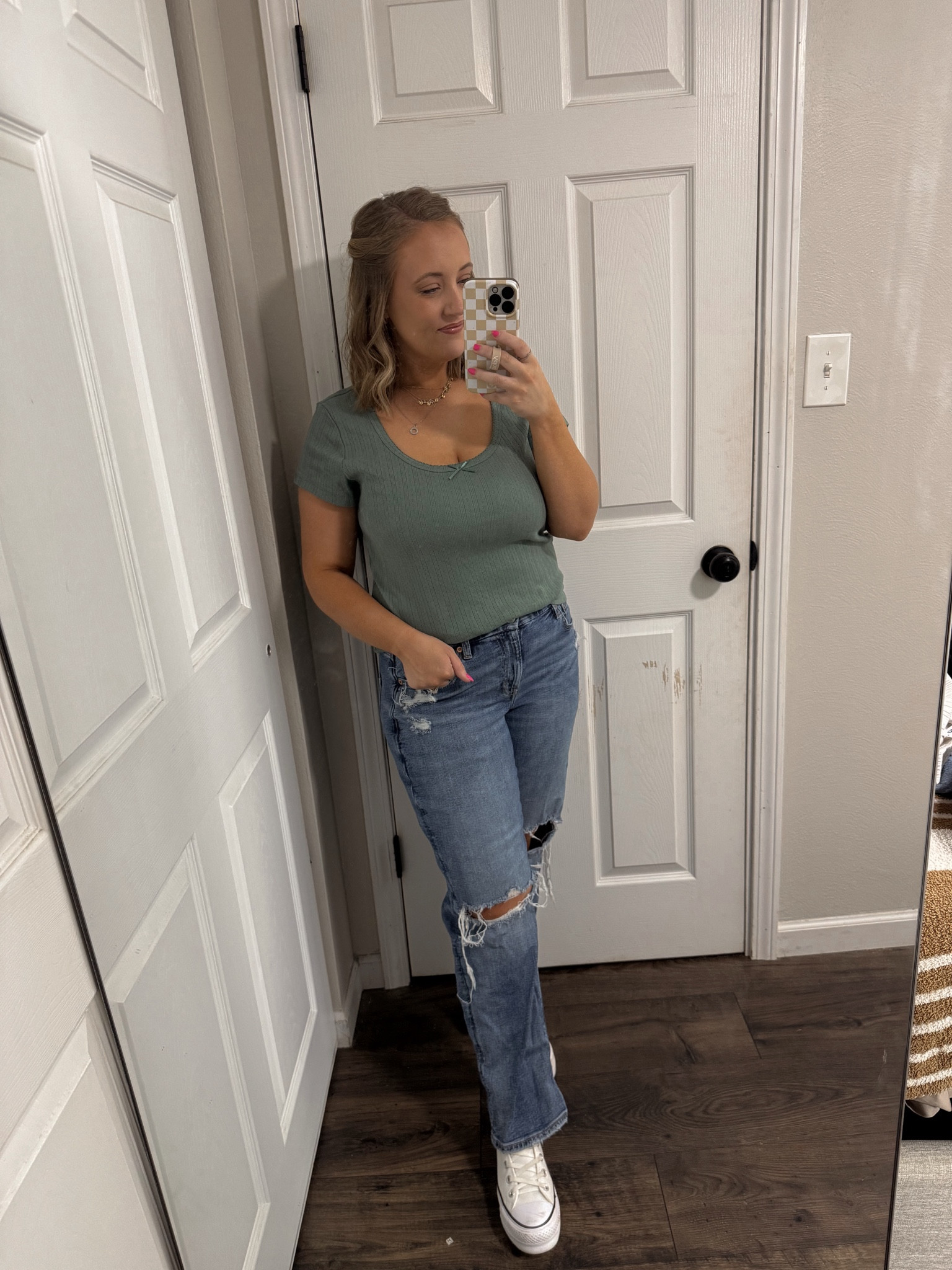 cute little baby tee // xo

old navy | baby tee | green shirt | casual outfit | spring style 

#LTKStyleTip #LTKMidsize #LTKWatchNow