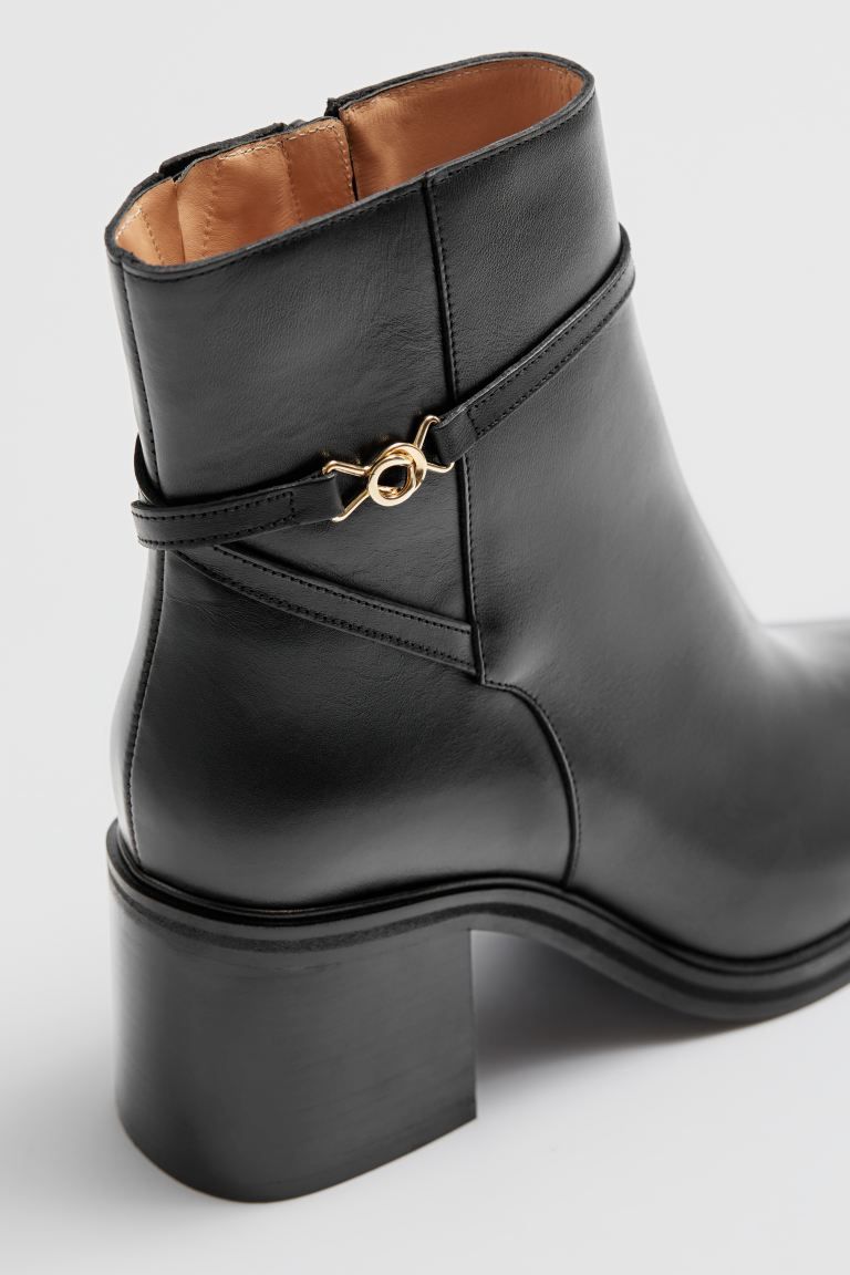 Leather Chelsea Boots - Black - Ladies | H&M GB | H&M (UK, MY, IN, SG, PH, TW, HK)