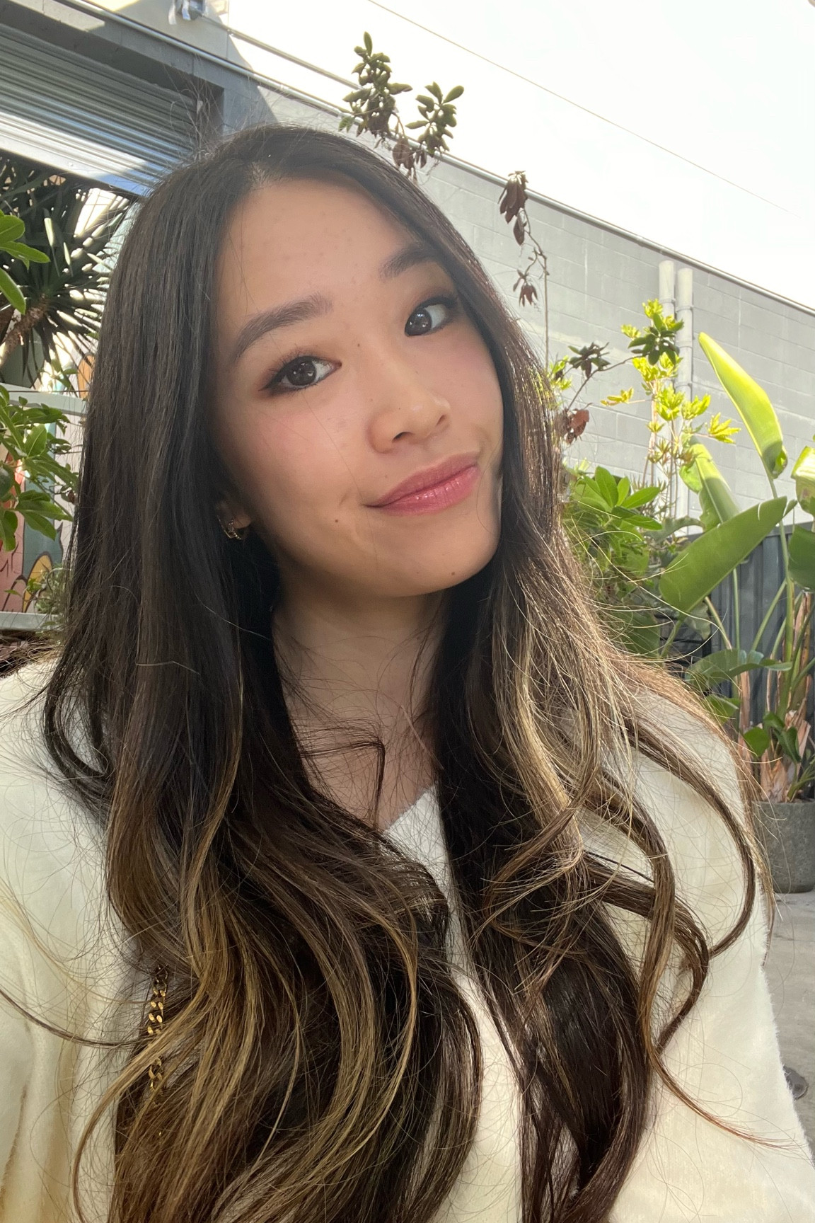 holiday makeup today

#LTKHoliday #LTKGiftGuide #LTKSeasonal