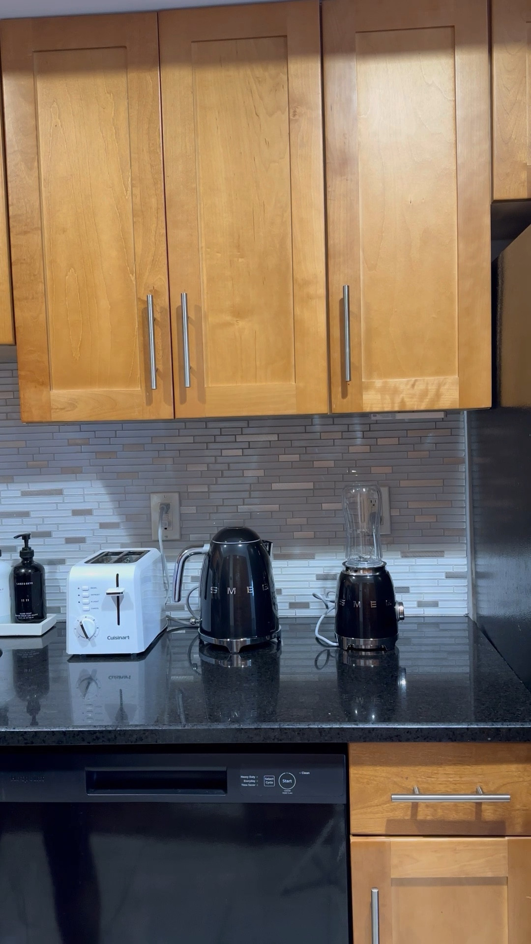 Black and white kitchen 

#smeg #aesthetickitchen #kitchenmisthave 

#LTKhome