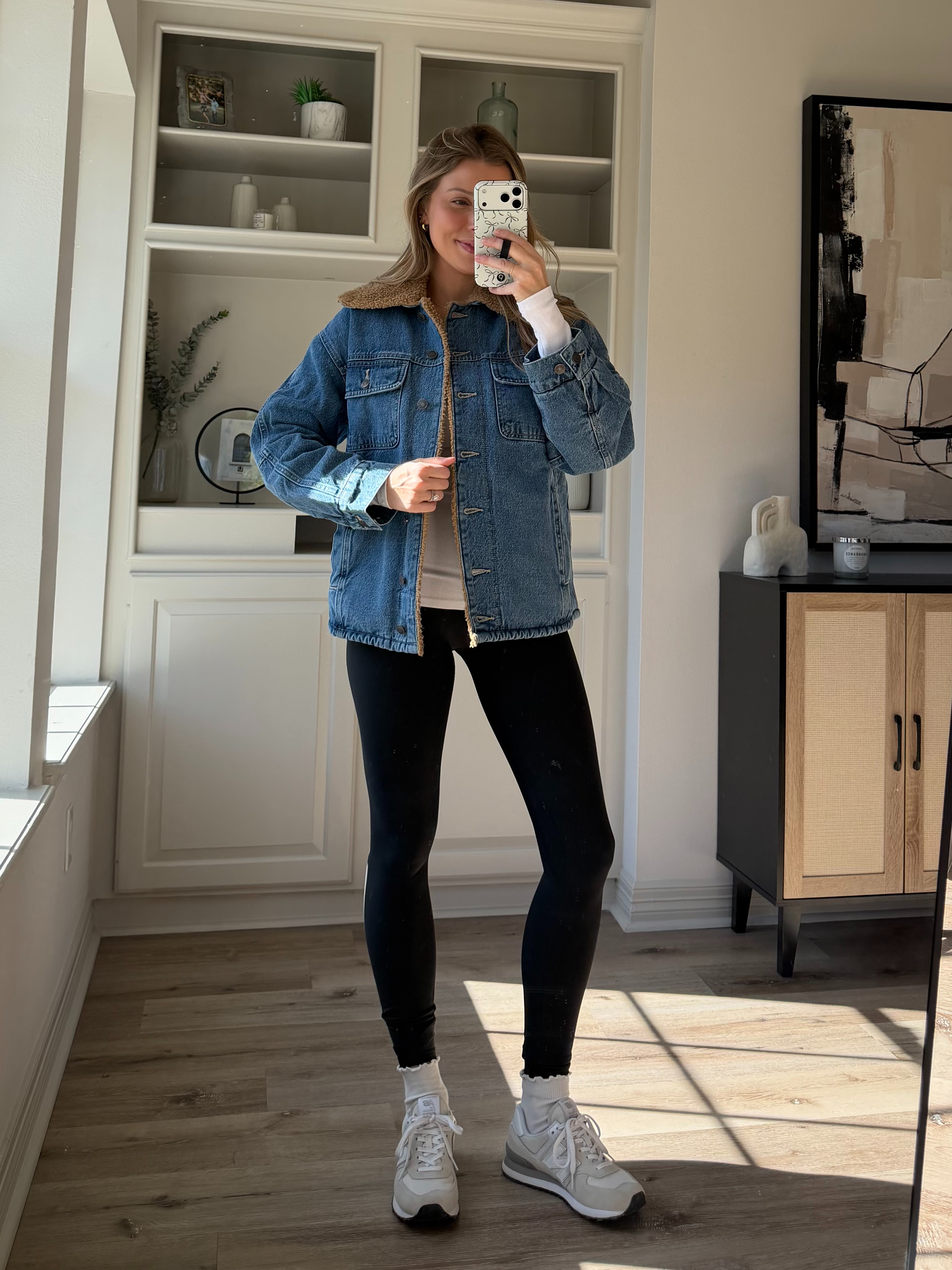 Loving this oversized sherpa denim jacket. Wearing small!
 

 #LTKootd #LTKActive #LTKFindsUnder50