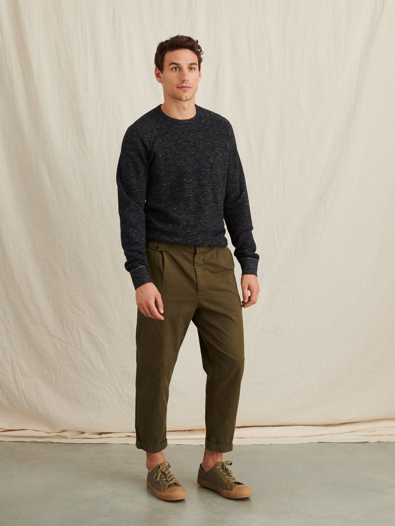 Standard Pleated Chino | Alex Mill