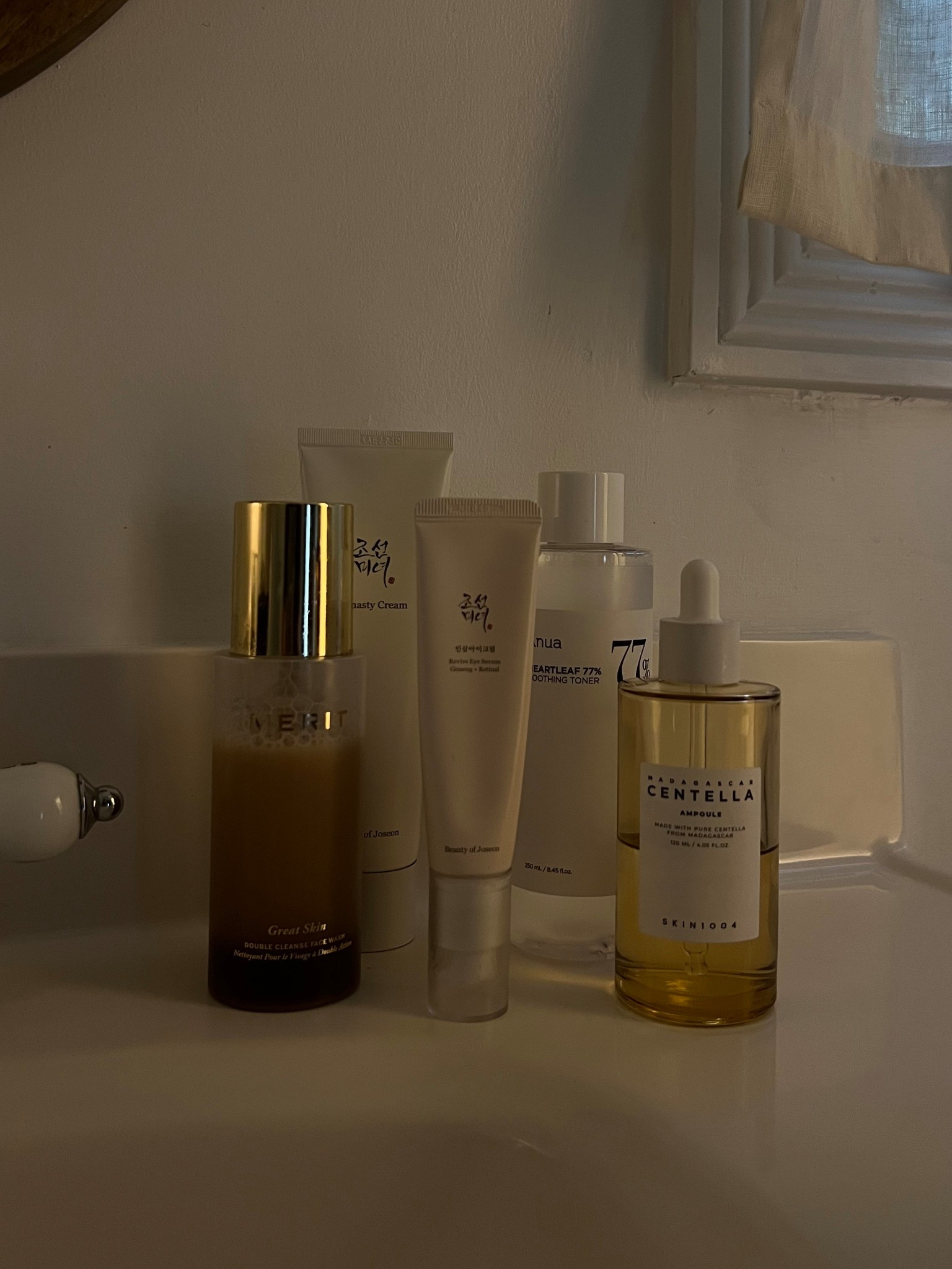 My go to skincare line up 👏🏻👏🏻 The amount of compliments I get on my skin is insane 

#LTKFindsUnder100 #LTKBeauty #LTKFindsUnder50