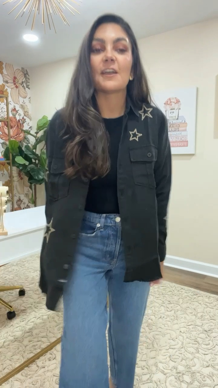 NSALE // Rails star button down shirt / jacket. Favorite layering top in an xs. Jeans are a 26 and tts 