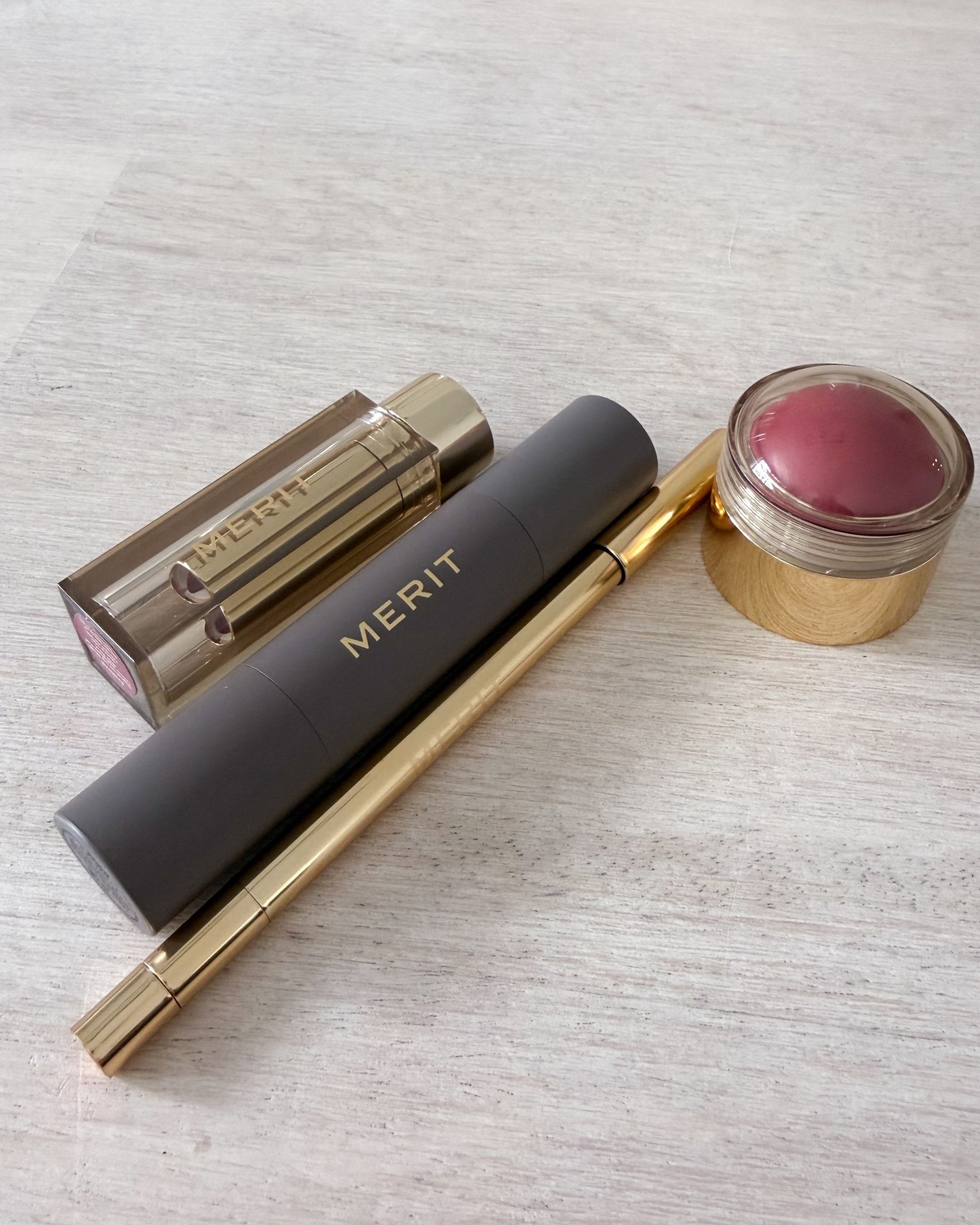 New products I’m loving from Merit Beauty! These are all staples in my every day makeup routine 💄 

@Merit 
'Cheeky’ Flush Balm
Foundation in ‘Sandstone’
‘Coupé’ Lip liner 
Lip Blush in ‘Archival’

Clean beauty, blush, foundation, lip liner, lipstick, trending, popular products, fancythingsblog 

#LTKBeauty #LTKdayinmylife #LTKgrwm