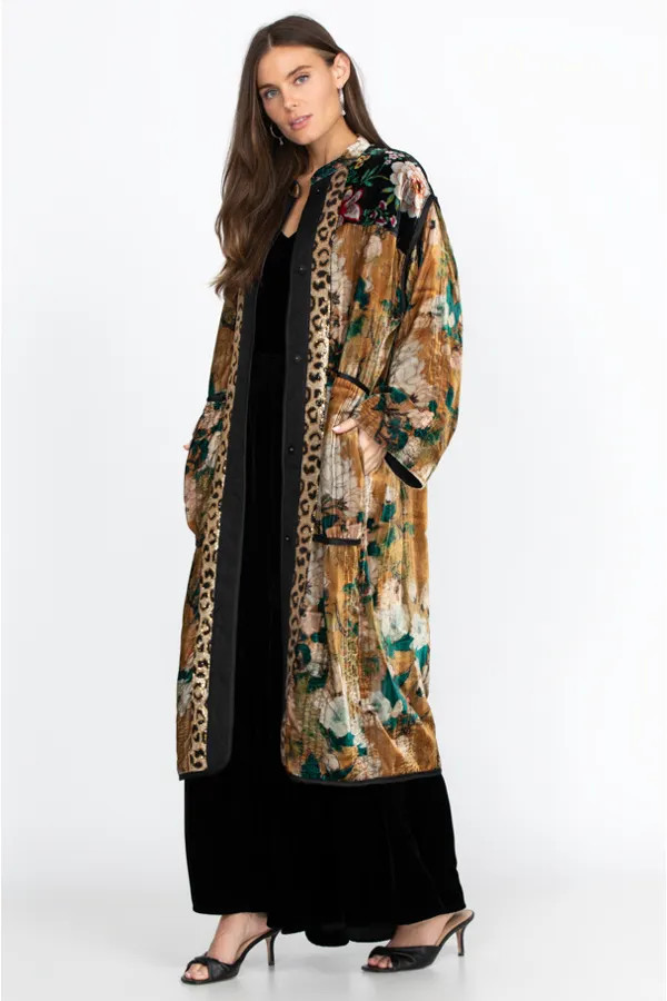 VINTAGE LOTUS VELVET COAT | Johnny Was