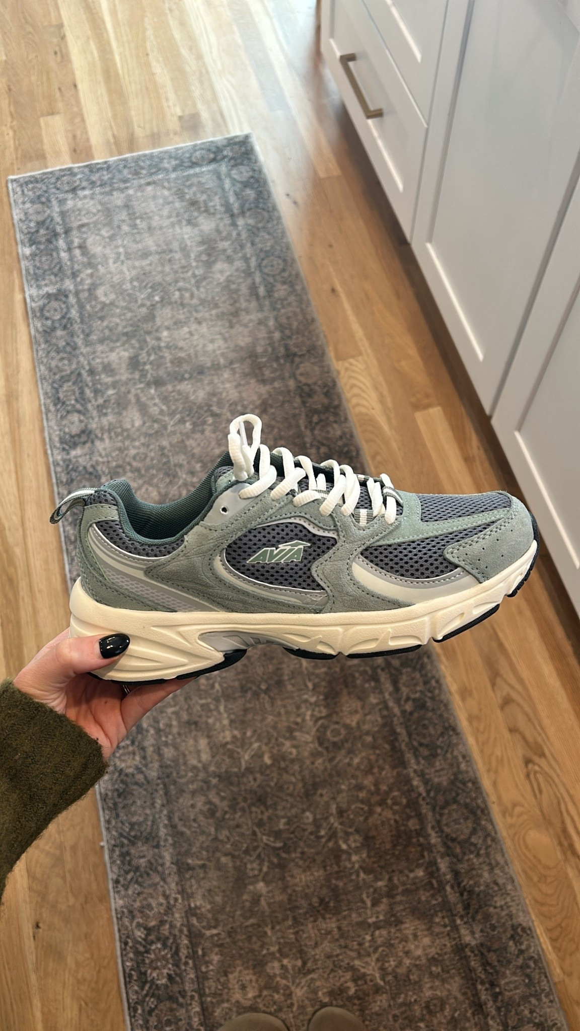 wait I’m obsessed!!!! New Balance knockoffs from Walmart for $25!!! Size up 1/2 size  

#LTKFindsUnder50 #LTKActive #LTKSaleAlert