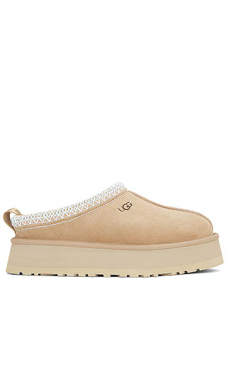 Tazz Slipper in Sand | Revolve Clothing (Global)