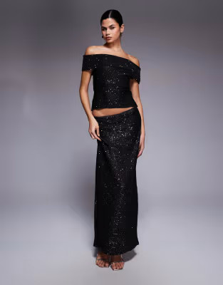 Kaiia - Exclusive - Co-ord set van maxi rok en gebreide top met blote schouders en lovertjes in z... | ASOS (Global)