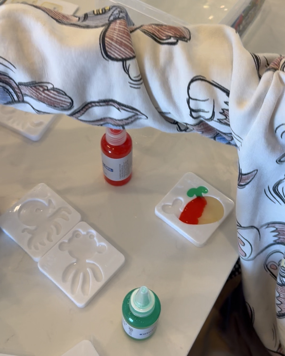  I ordered this for my kids to do with their grandparents and it's such a hit!!!! Comes the next day on Amazon! Make your own water squishes animals! 

#LTKKids #LTKmomlife #LTKdayinmylife