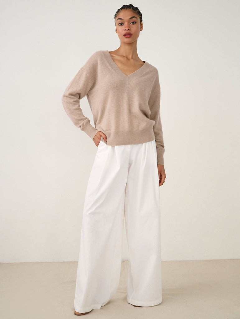 Essential Cashmere V Neck | White and Warren