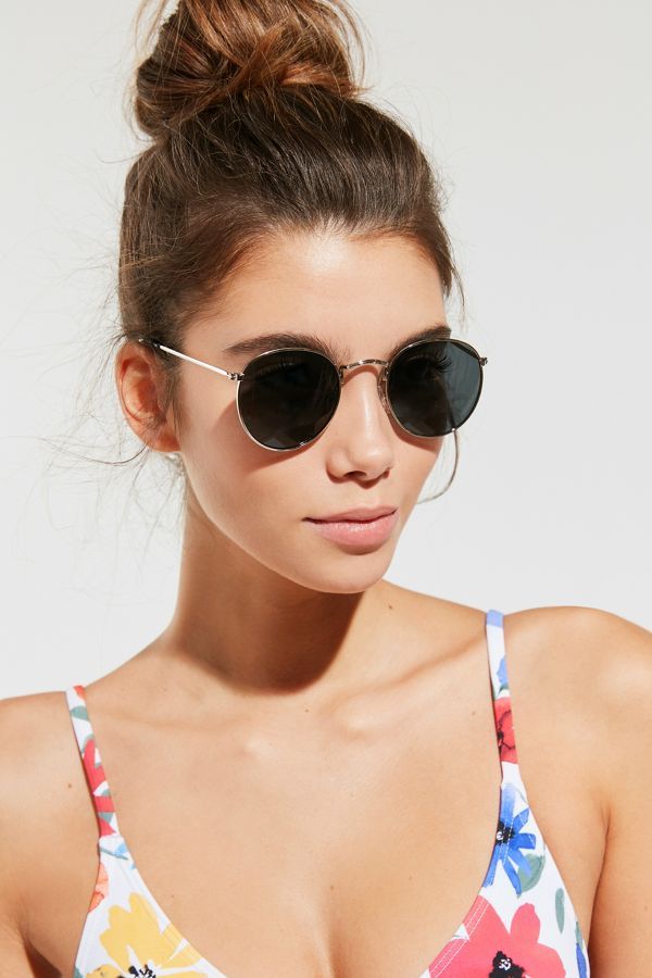 Dyllon Metal Round Sunglasses | Urban Outfitters (US and RoW)