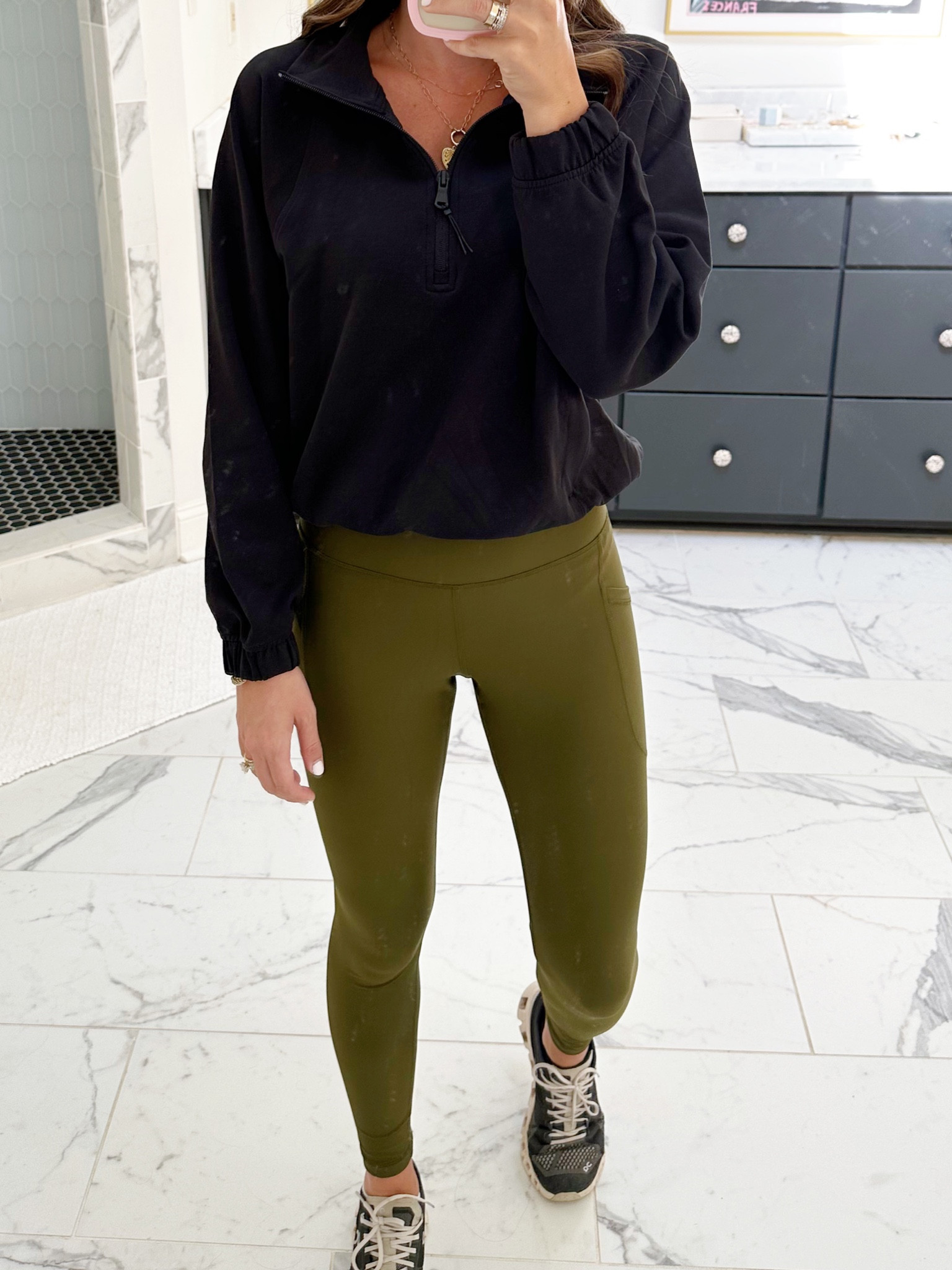 Cropped pullover! Small 