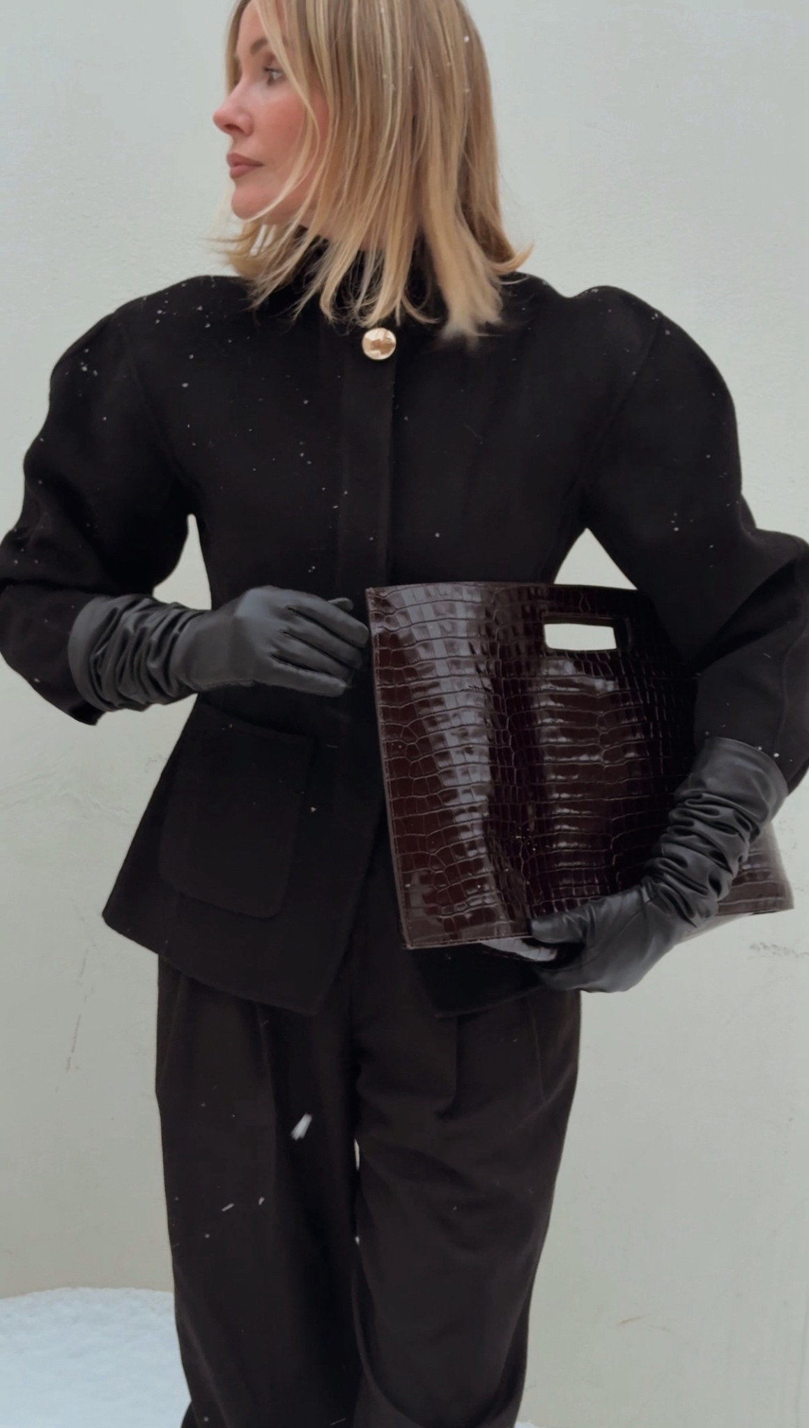 the jacket is the mood and when paired with gloves? 🔥

#LTKOver40 #LTKTall #LTKWorkwear