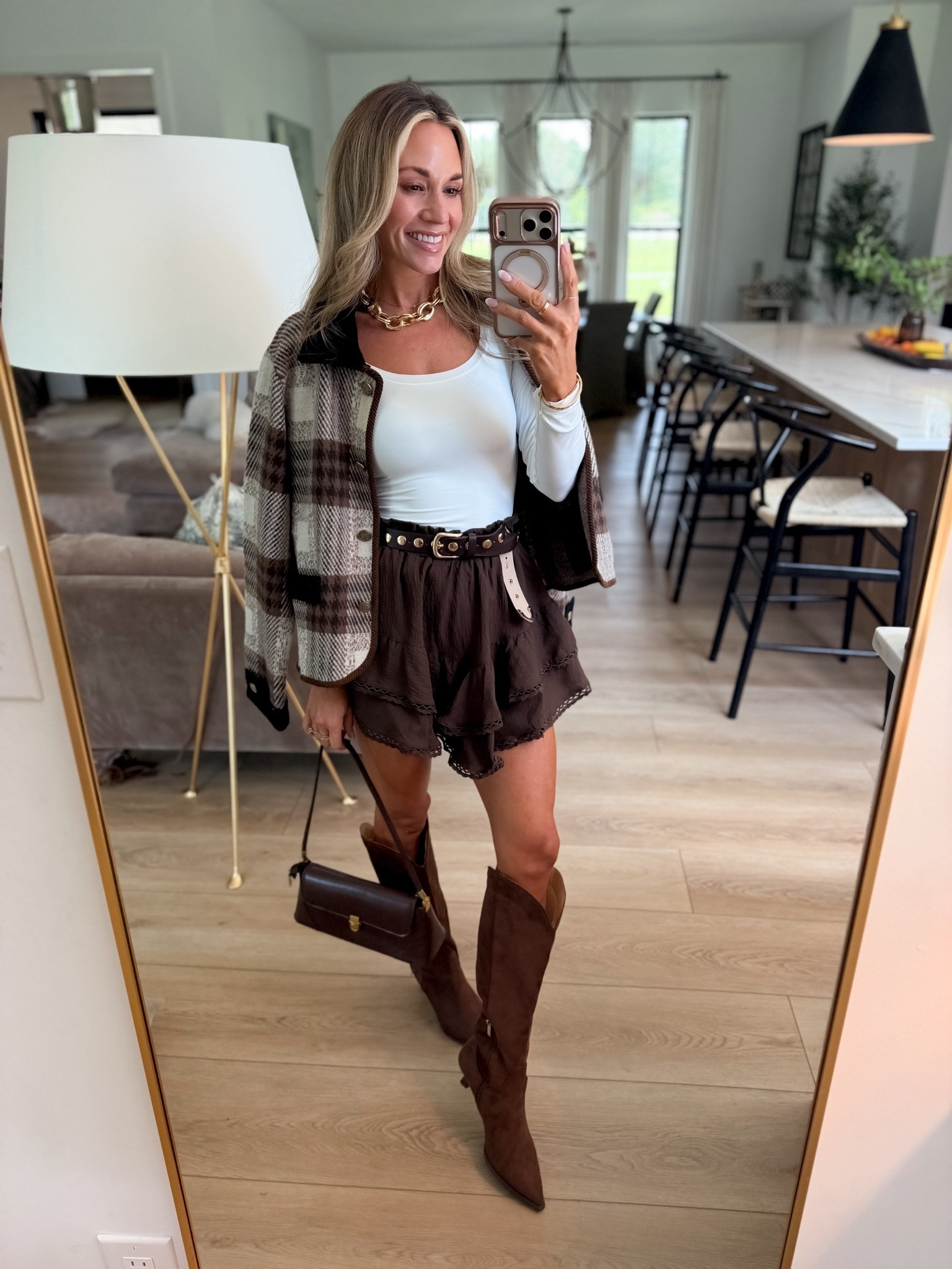 I love this outfit for fall! Ready for the temps to start dropping so I can wear this on repeat! 🤎👏🍂

#LTKootd #LTKmomlife #LTKSeasonal