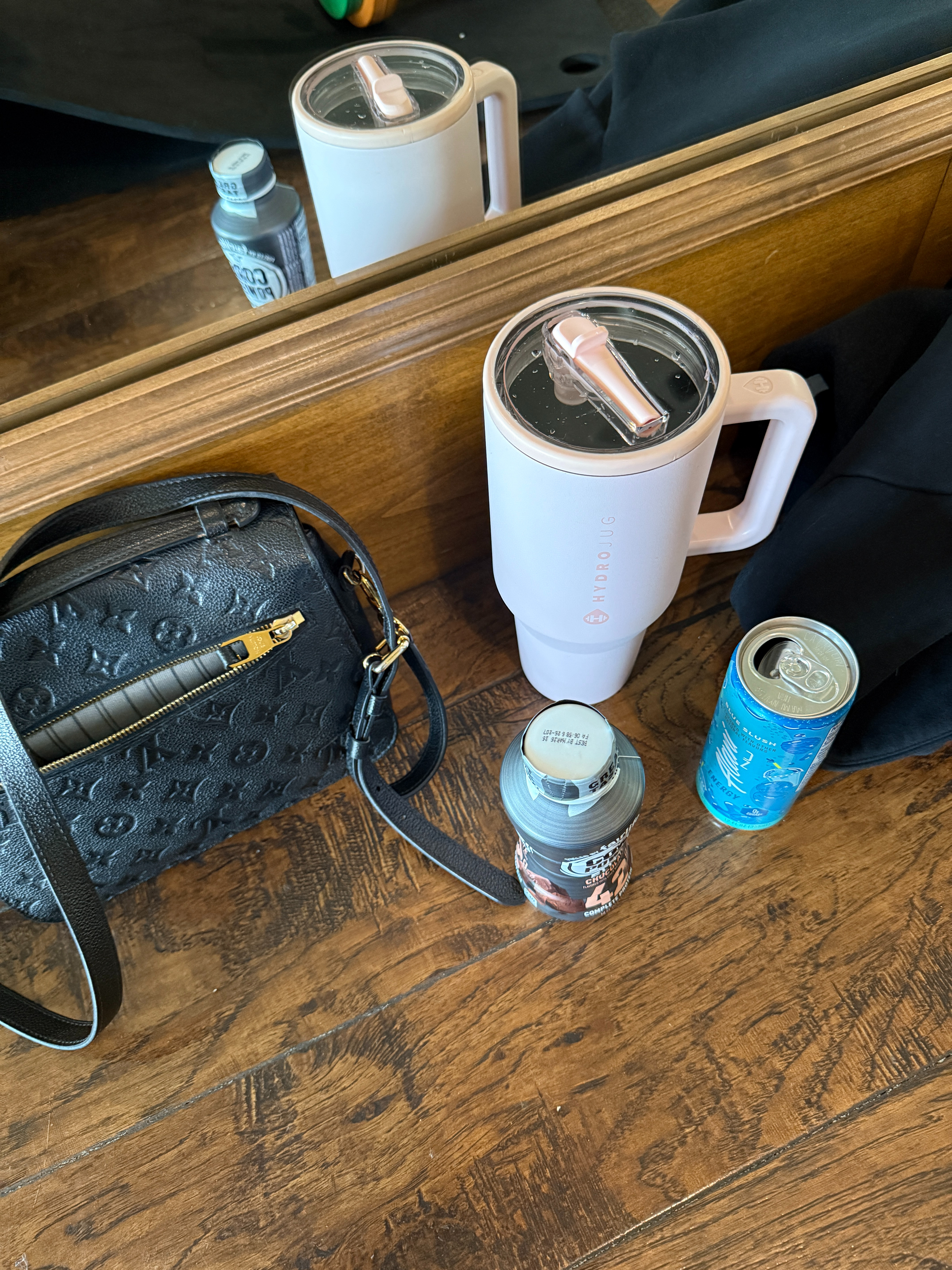 Made it to my favorite workout class! I realized I feel so much more productive during the day when I prioritize working out instead of leaving it as the last thing on my list. Linking my favorite workout clothes lately. 

 #LTKdayinmylife #LTKvlog #LTKActive