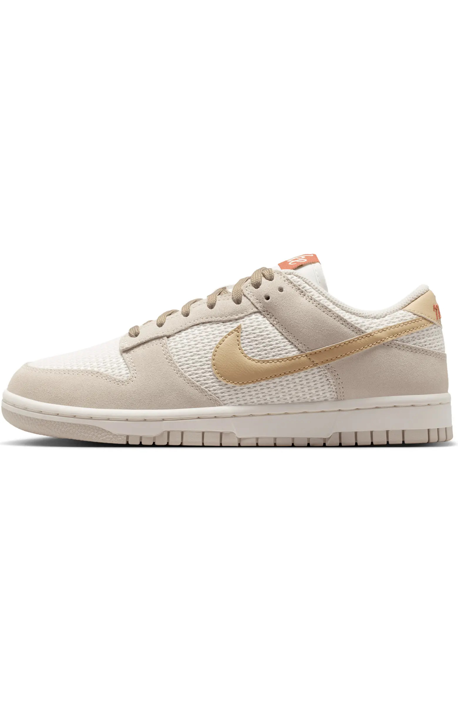 Dunk Low SE Basketball Sneaker (Women) | Nordstrom