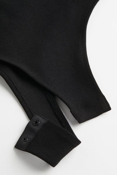 One-shoulder thong body | H&M (UK, MY, IN, SG, PH, TW, HK)