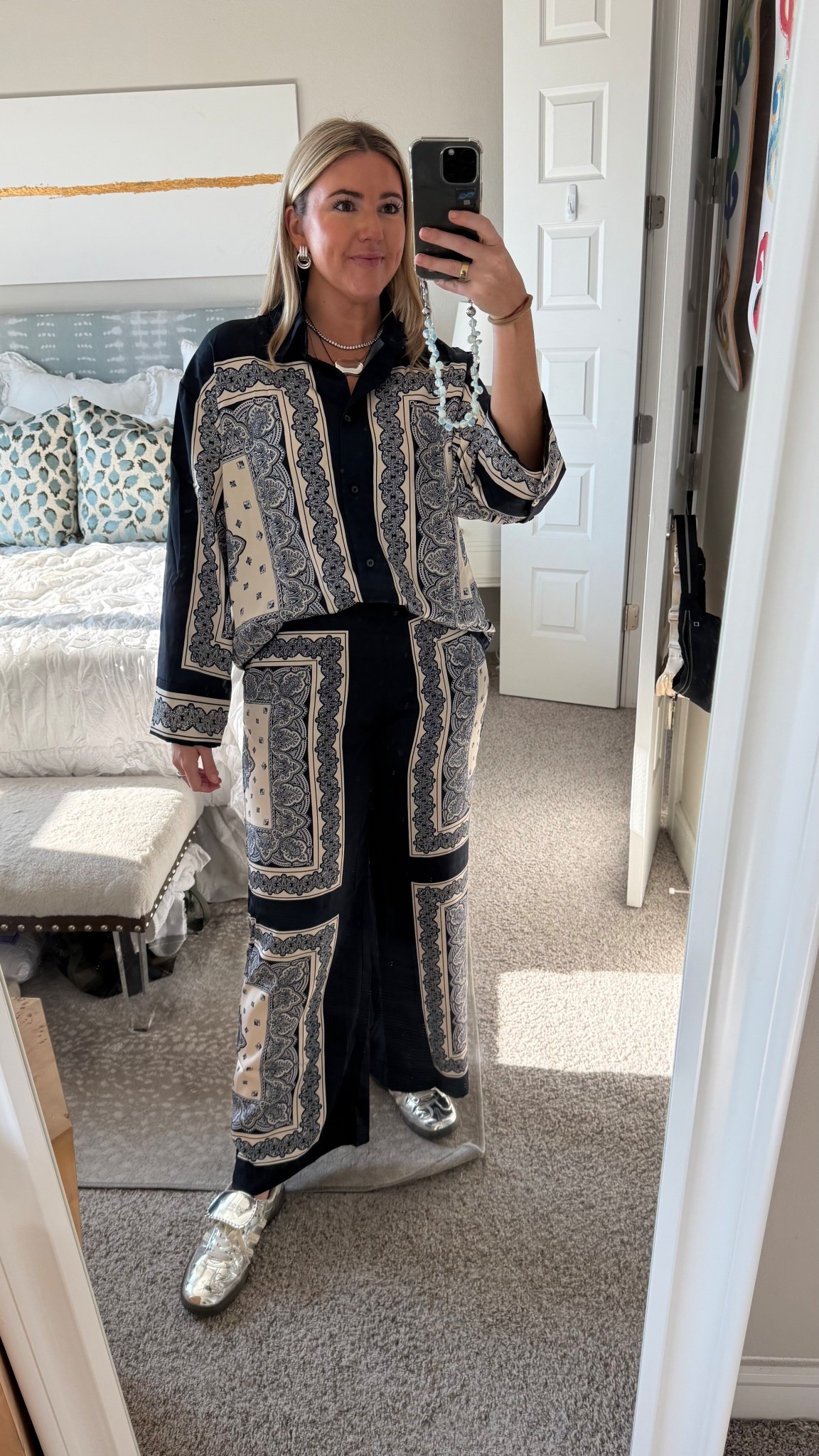 H&M set I’m in size medium!

#LTKFindsUnder100 #LTKStyleTip #LTKMidsize