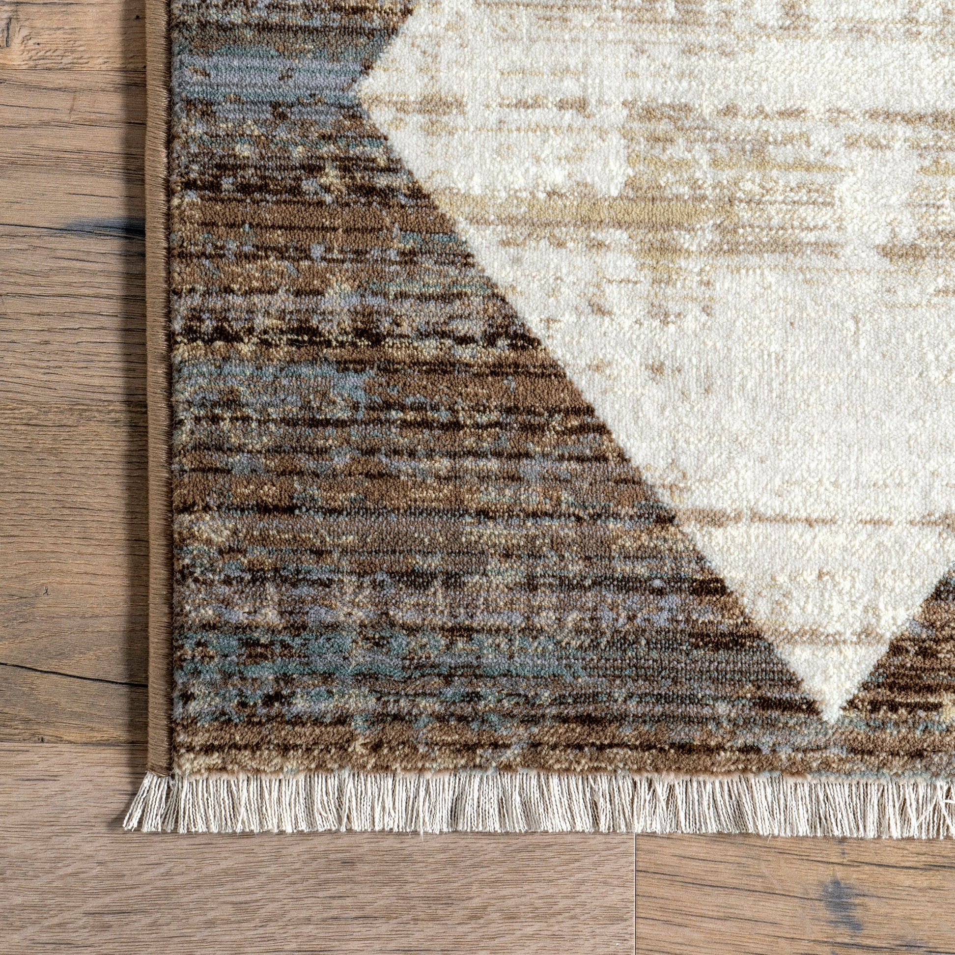 Vanni Checkered Fringed Rug | Rugs USA