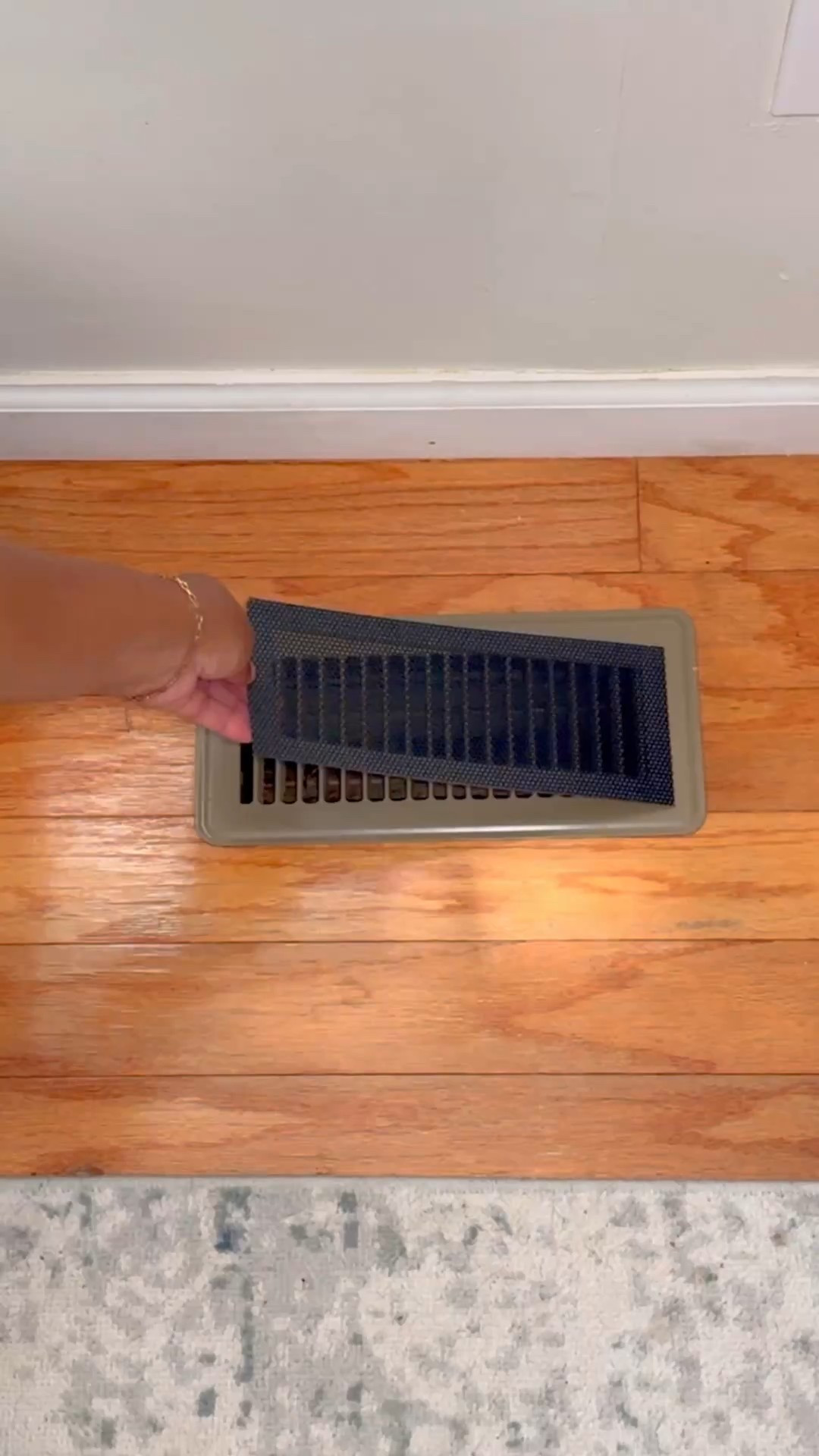 Protect your vents from dust & debris with these magnetic floor vents! 

#LTKSaleAlert #LTKHome #LTKFindsUnder50