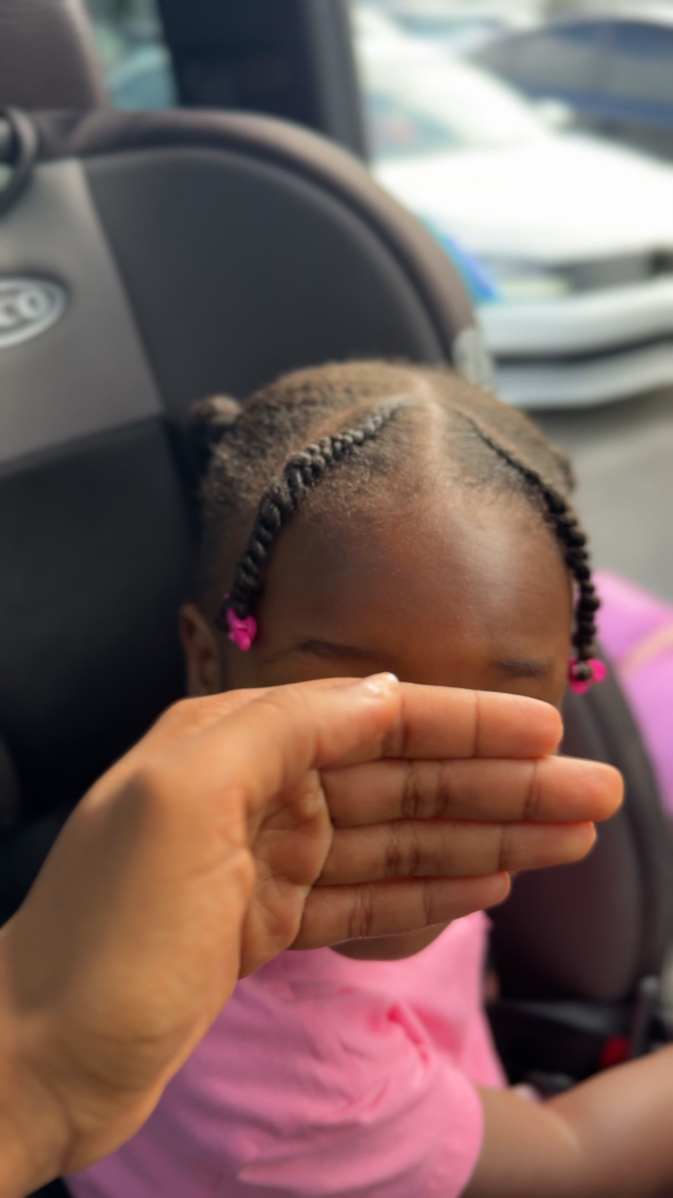 Mini hair barrettes and accessories, ideal for young toddlers.

#LTKBeauty #LTKKids #LTKBaby