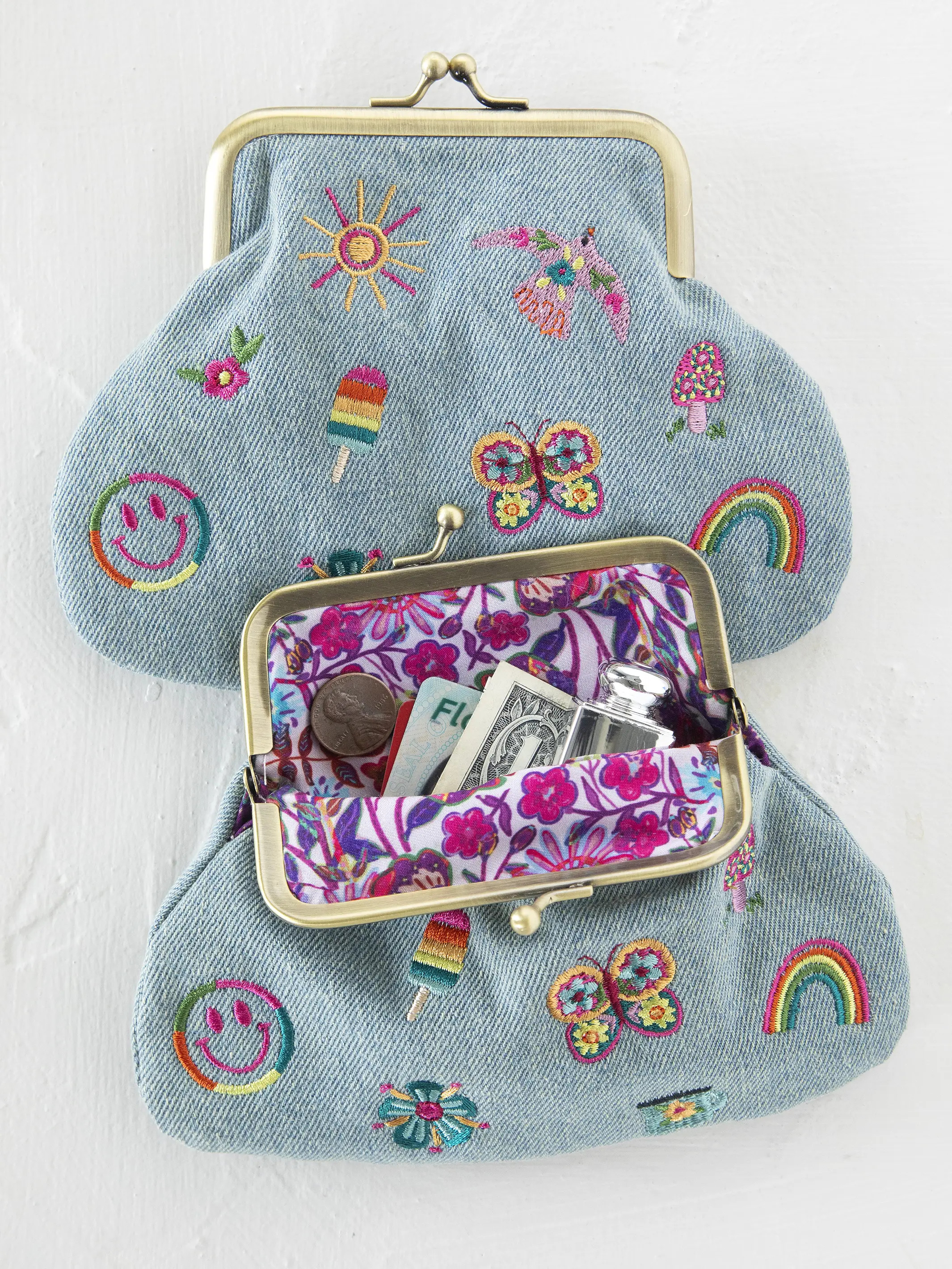 Embroidered Kisslock Coin Purse - Denim | Natural Life