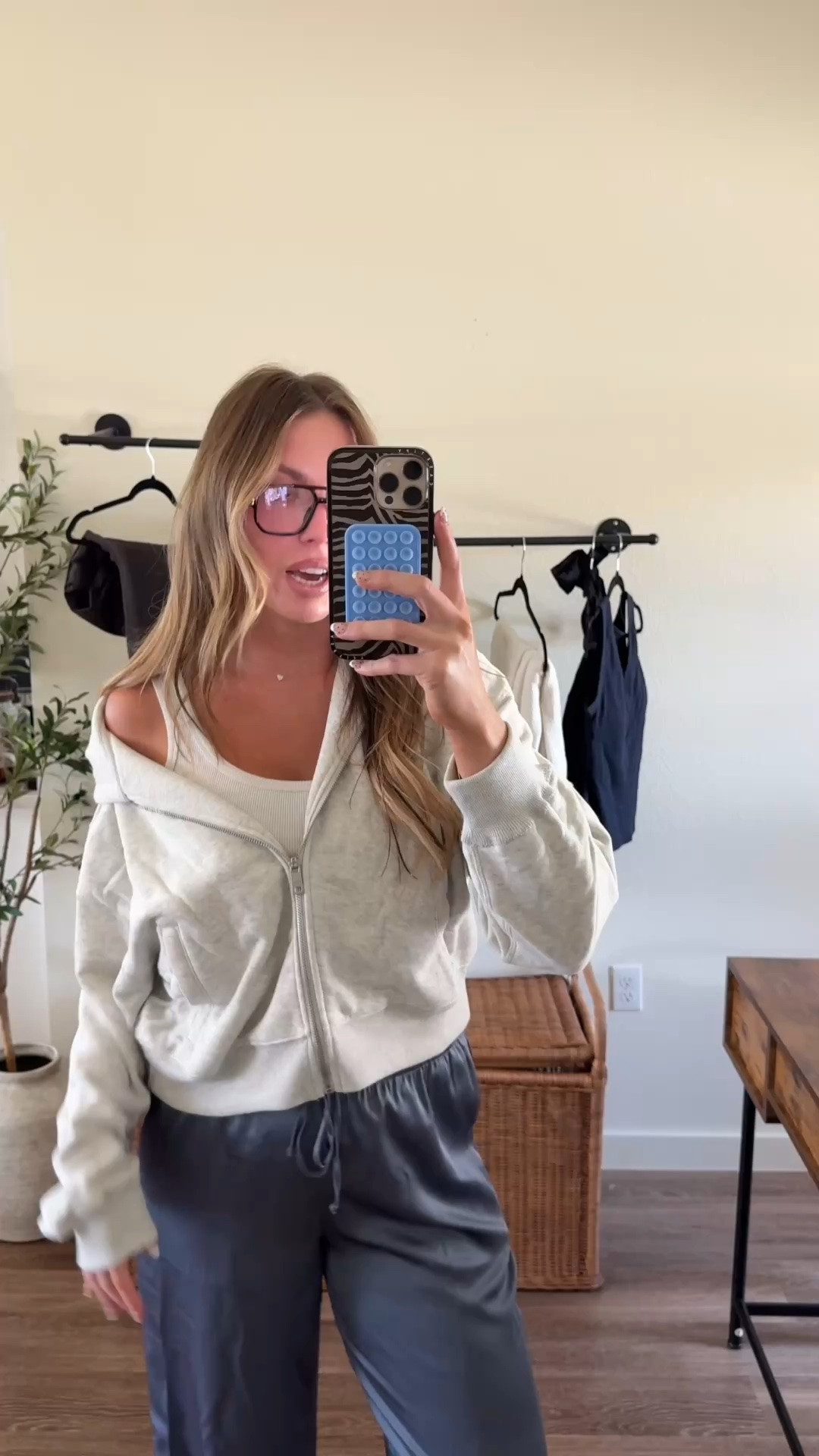 Use code: DENIMAF for additional 15% off! I’m wearing an xl in jacket and small tall in satin pants