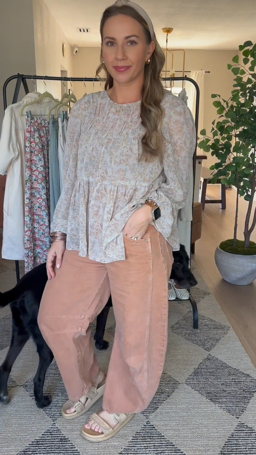 Don’t make getting ready hard, copy my outfit ideas

Shirt M
Jeans 26
Shoes 8

#LTKSeasonal #LTKWorkwear #LTKStyleTip