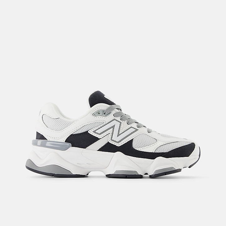 9060 Lace | New Balance Athletics, Inc.