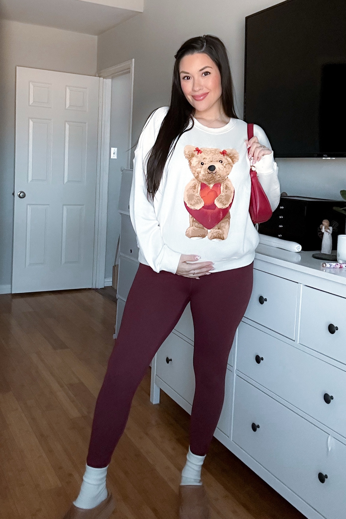 Cozy valentines bump style

#LTKSeasonal #LTKStyleTip #LTKBump