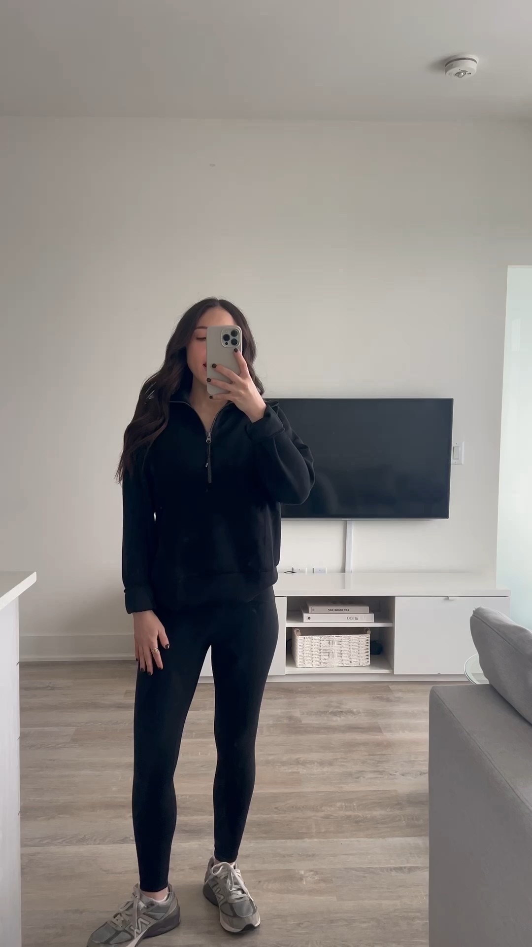 I’m a huge fan of @Spanx because they offer high-quality pieces with petite inseam options. At 4’11, it’s so hard for me to find pants that aren’t way too long, but these Air Essentials Barrel Pants (in the petite inseam) are the perfect length and fit my waist so well. The Air Essentials fabric is ultra-soft while still lightweight and breathable. Paired with the Air Essentials Half Zip, this set is the perfect elevated loungewear look for running errands or relaxing at home. Make sure you use code “LAURENDOMXSPANX” for 15% first purchase + free shipping (excluding sale) 

#spanxpartner 

#LTKcanada #LTKpetite