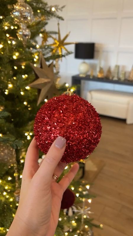 These red ornaments are my favorite! They are extremely shiny and super affordable! Comes in a pack of nine which makes them out to be about $1.60 each 

Christmas decor, holiday decor, Christmas tree, Christmas, ornaments, red, ornaments, red Christmas, living room, target home, target finds, modern, transitional, farmhouse, look for less

#LTKHoliday #LTKhome #LTKSeasonal