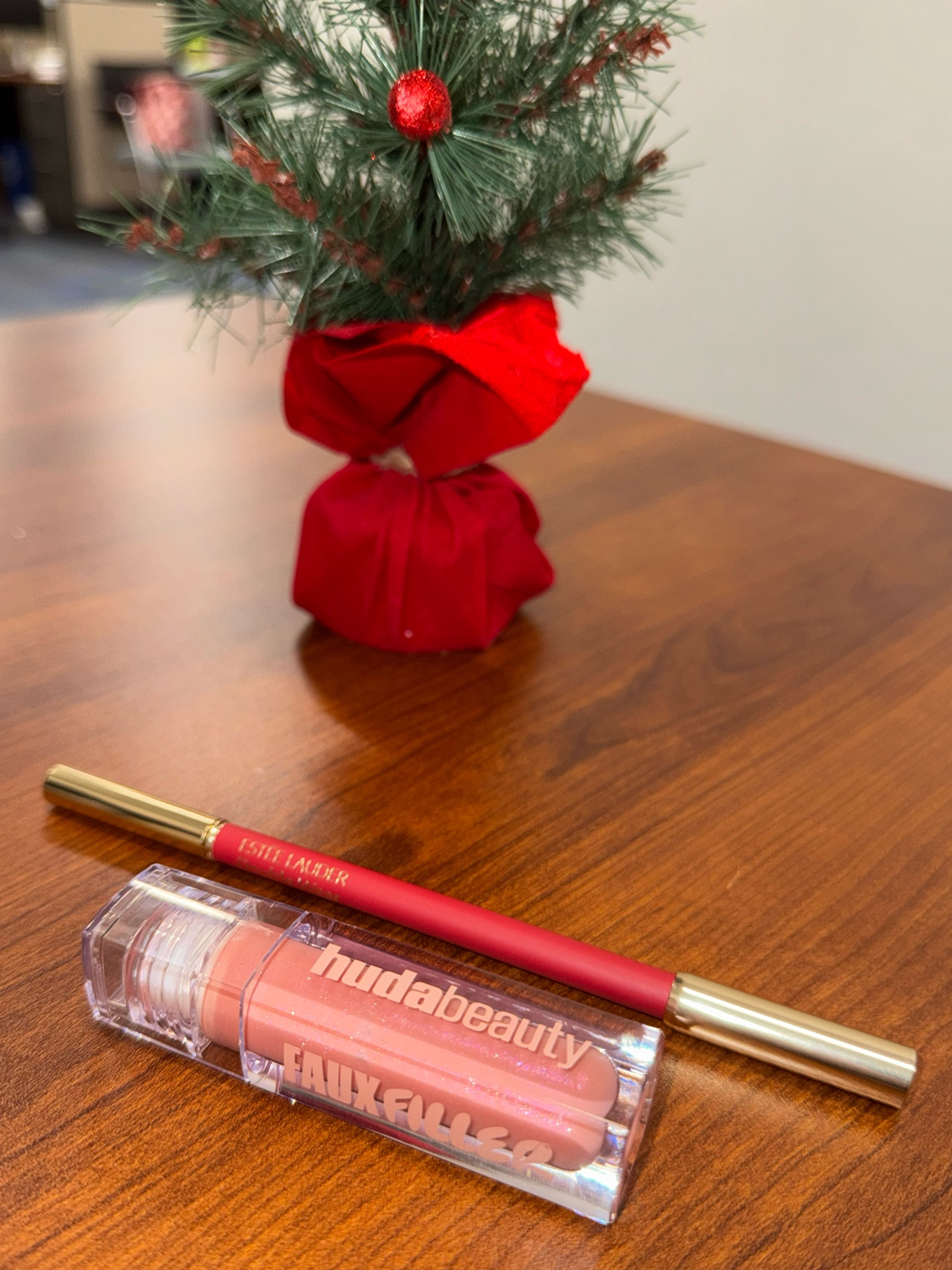 Lip combo of the day, perfect for the holidays 

#LTKBeauty #LTKGiftGuide #LTKHoliday