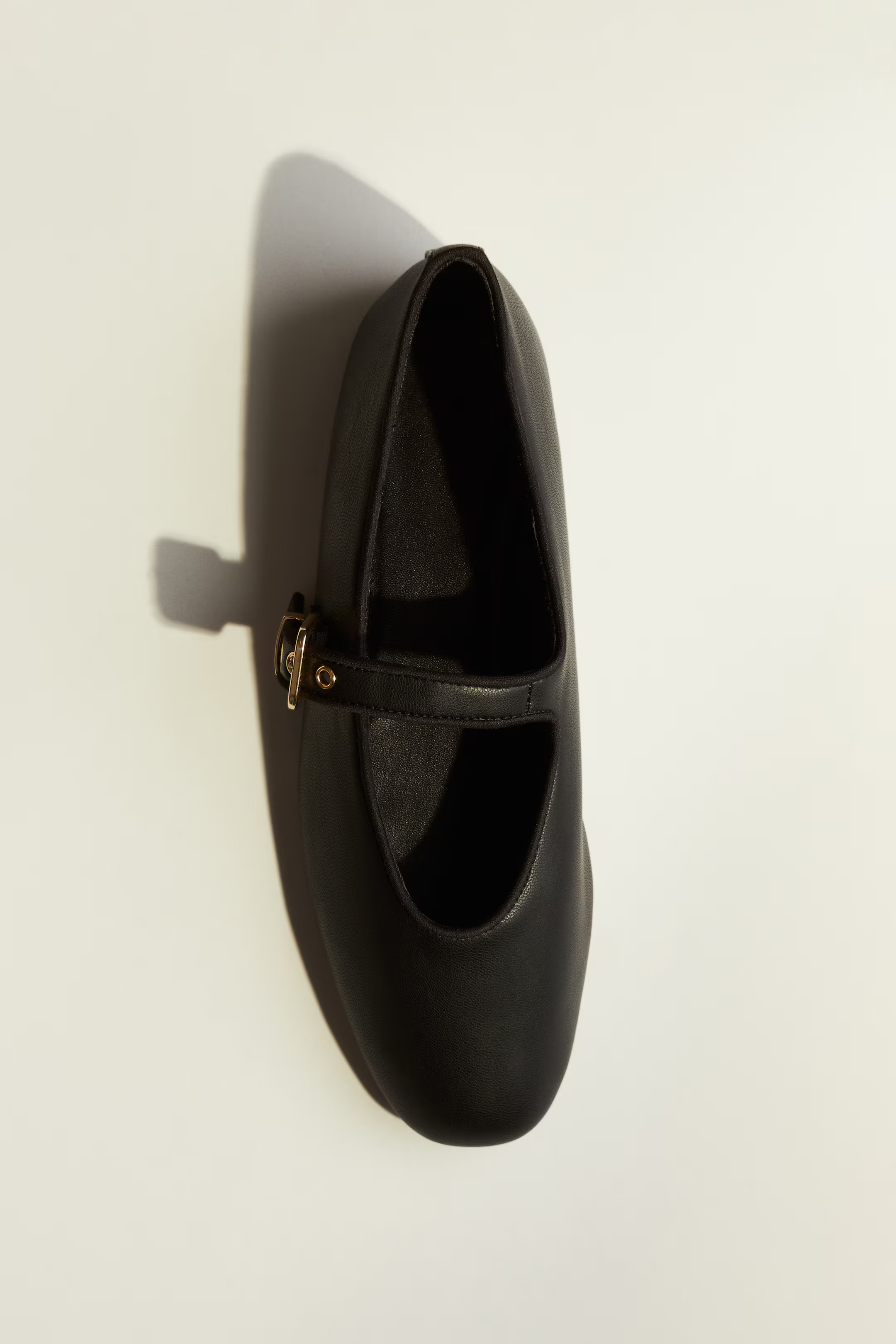 Mary Jane ballet pumps | H&M (UK, MY, IN, SG, PH, TW, HK)