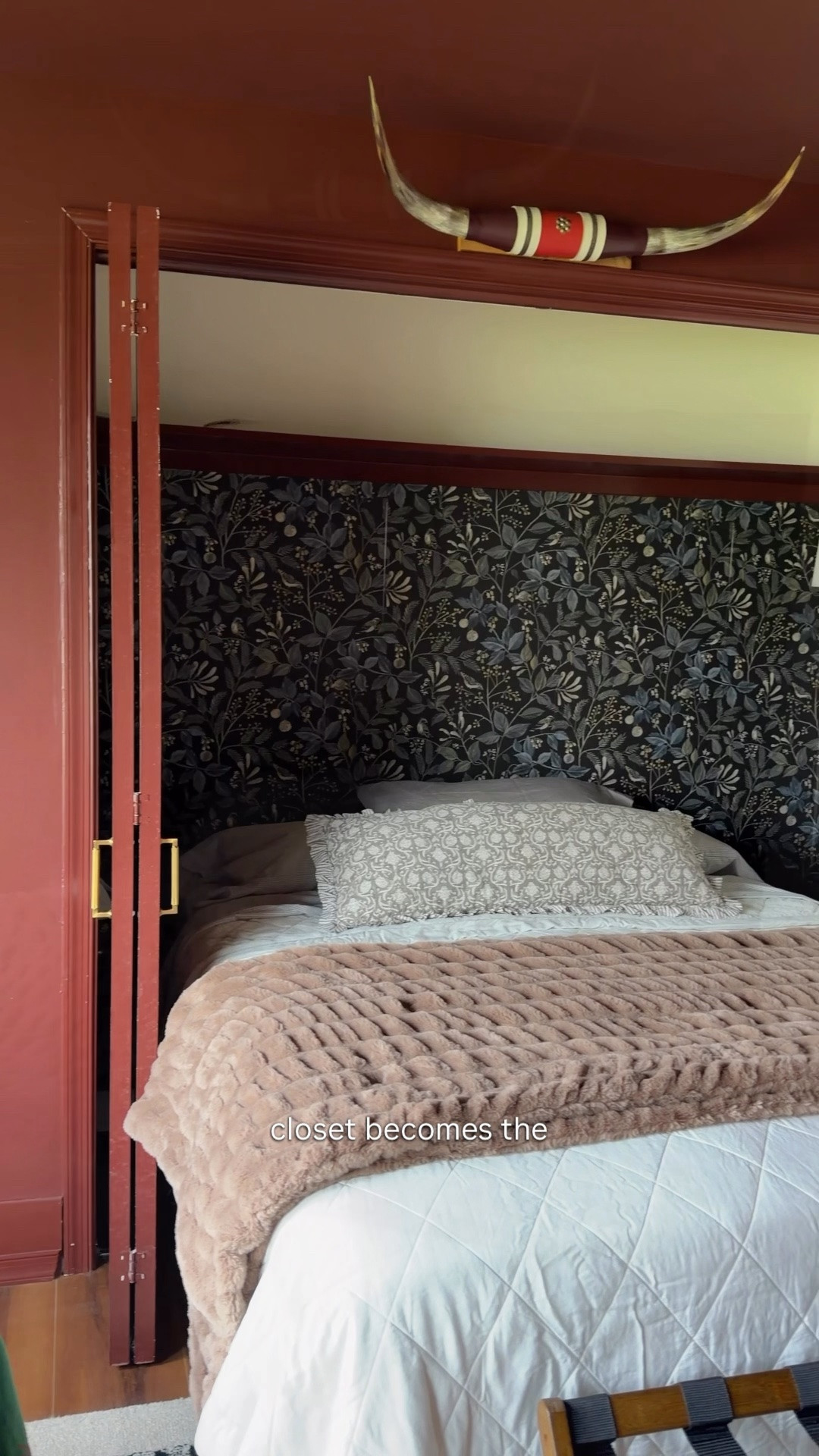 It’s true, we make our guests sleep in the closet!

#LTKHome #LTKSaleAlert