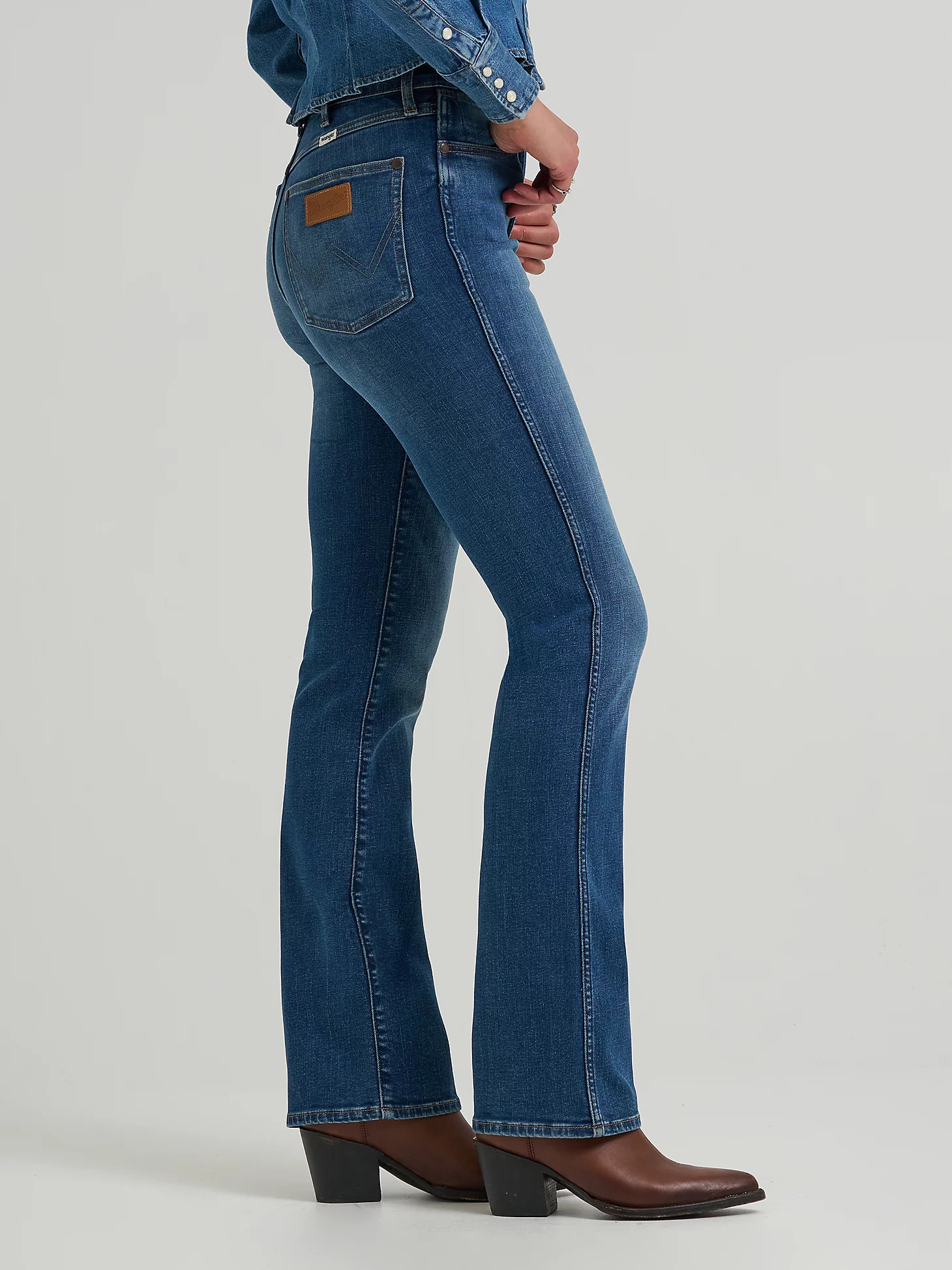 Women's Bootcut Jean | Wrangler