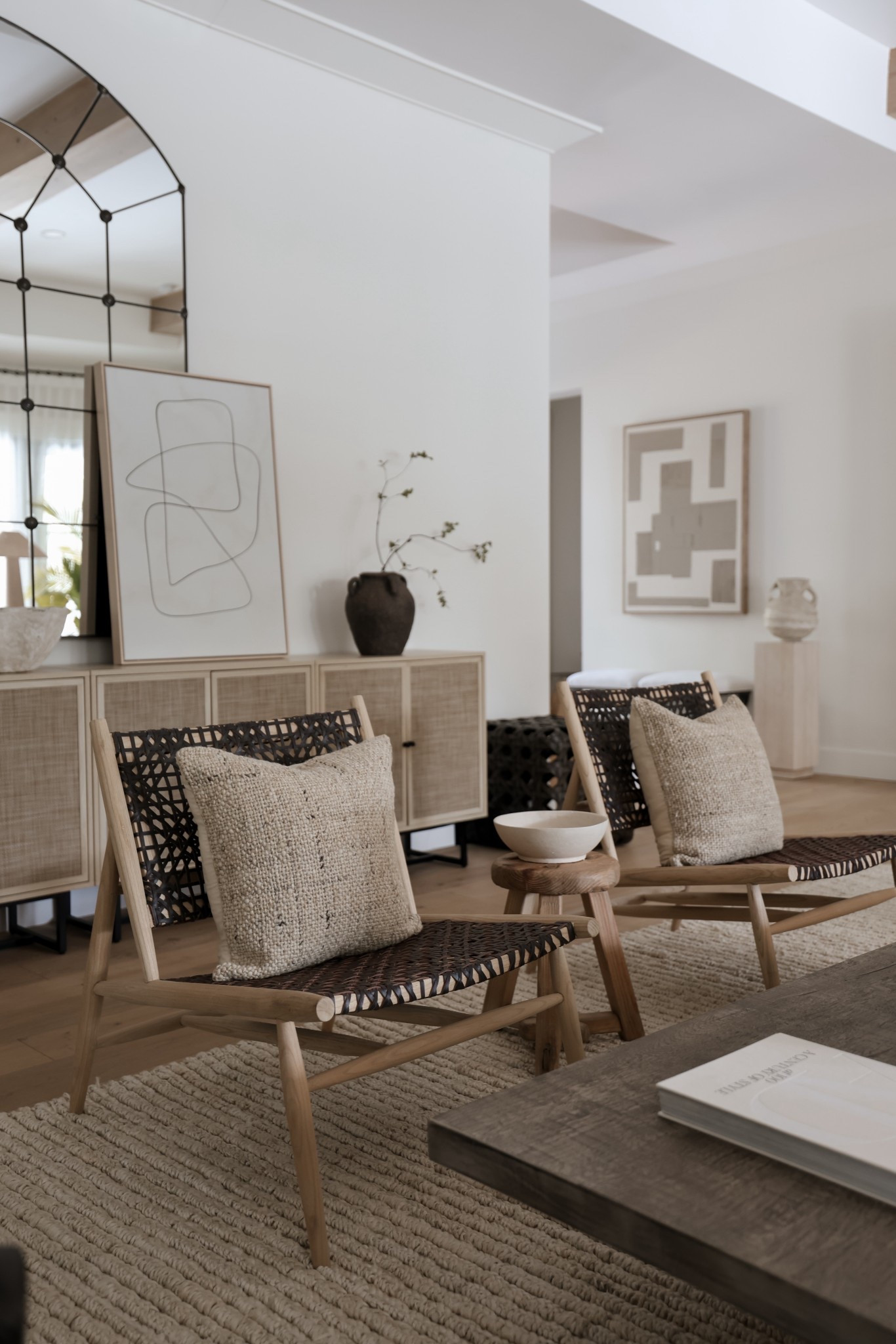 Living room details #accentchairs #homedecor

#LTKHome